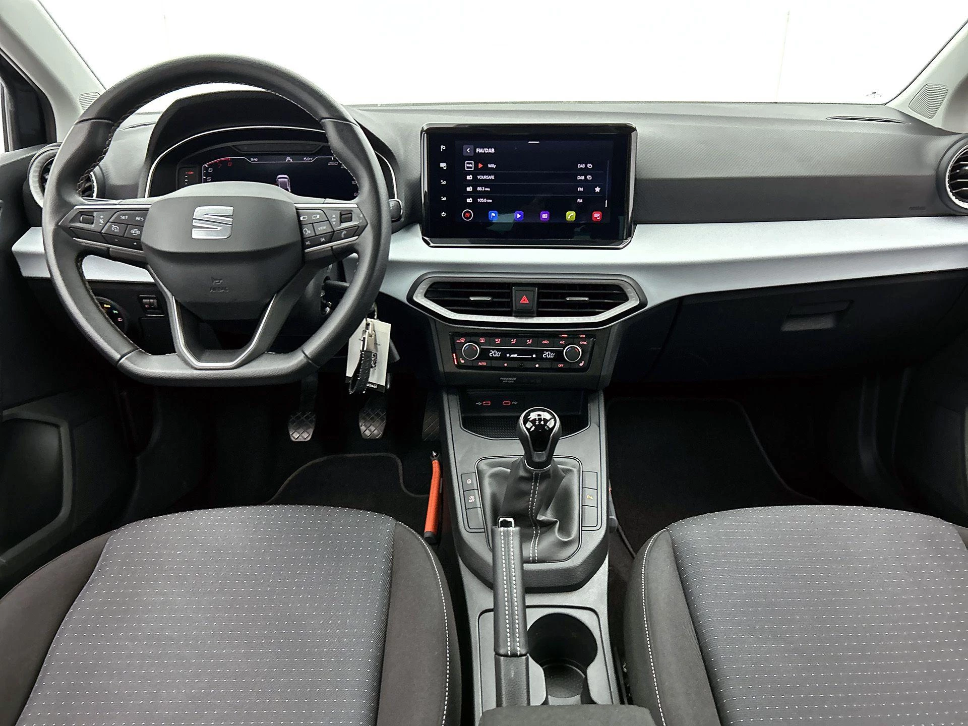 SEAT-Ibiza-image-22
