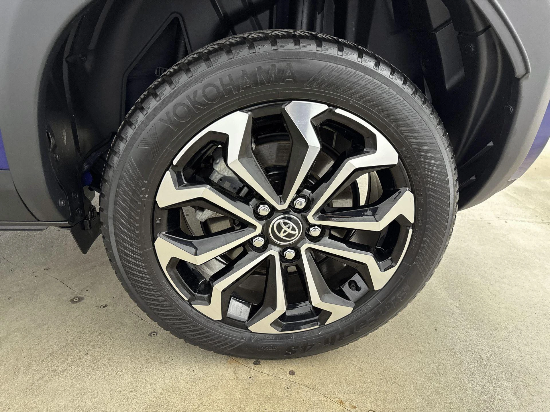 Toyota-Yaris Cross-image-25