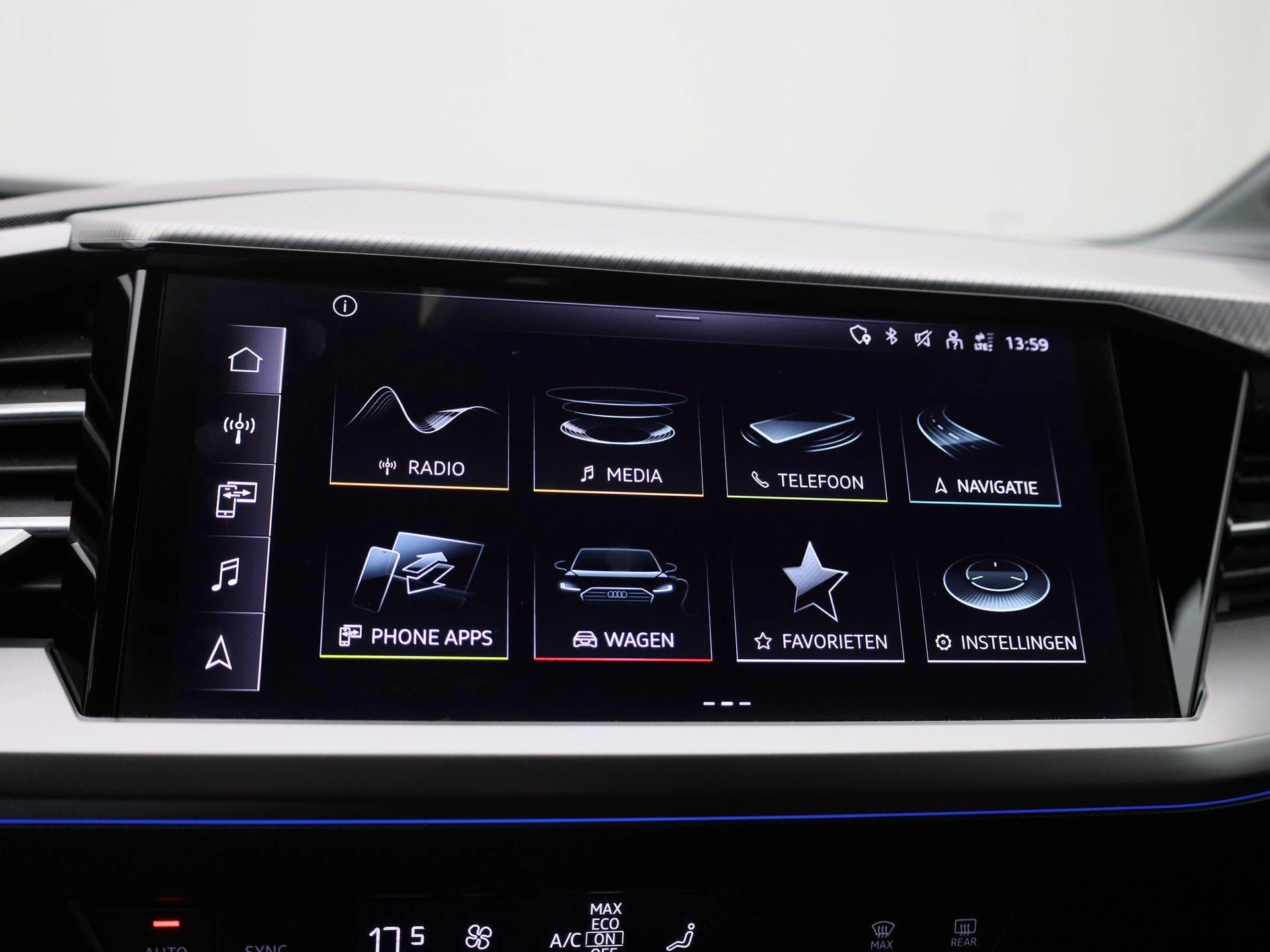Audi-Q4 e-tron-image-23