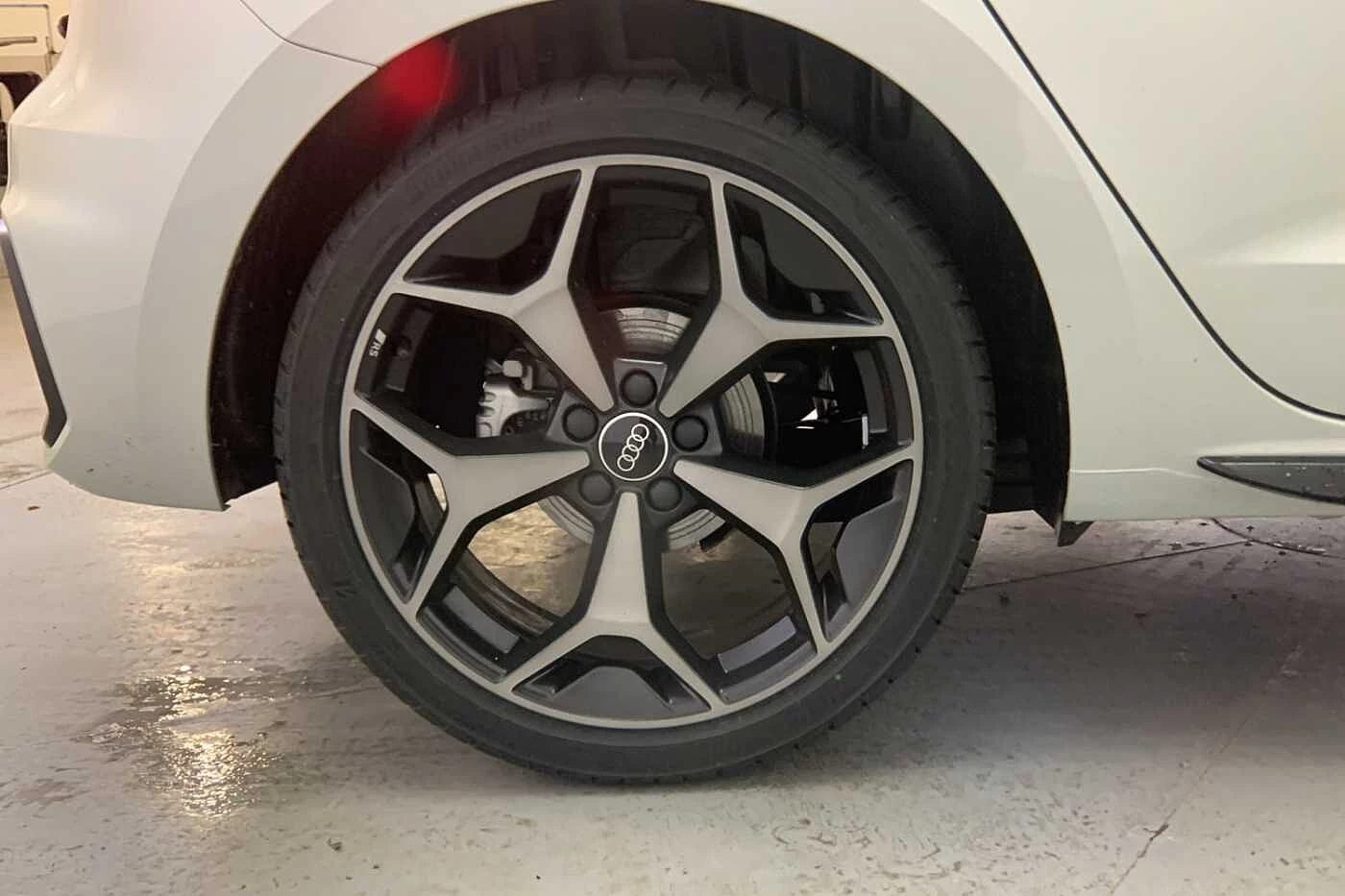 Audi-A1 Sportback-image-4