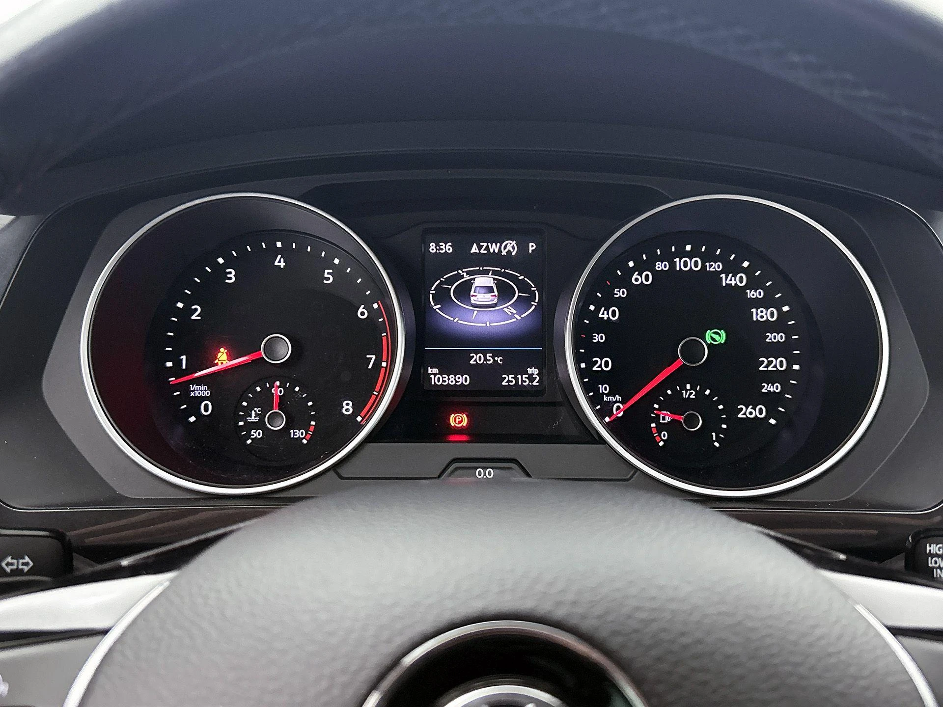 Volkswagen-Tiguan-image-13