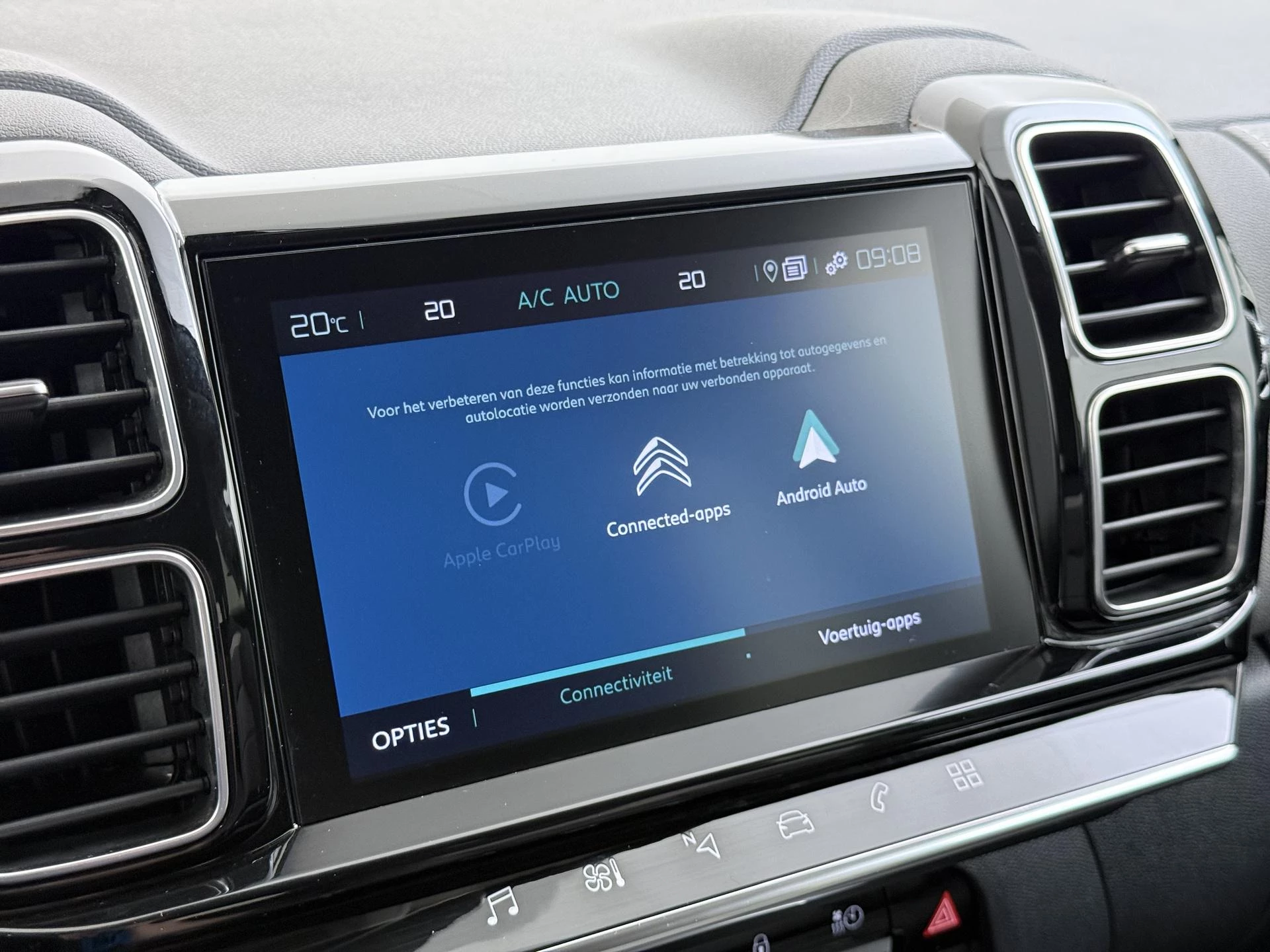 Citroën-C5 Aircross-image-28