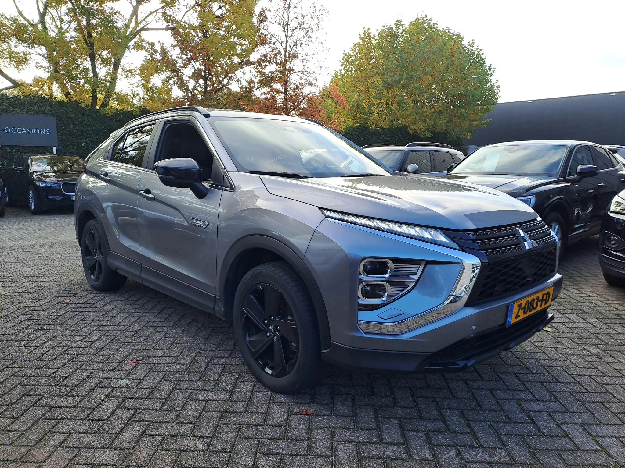 Mitsubishi-Eclipse Cross-image-3