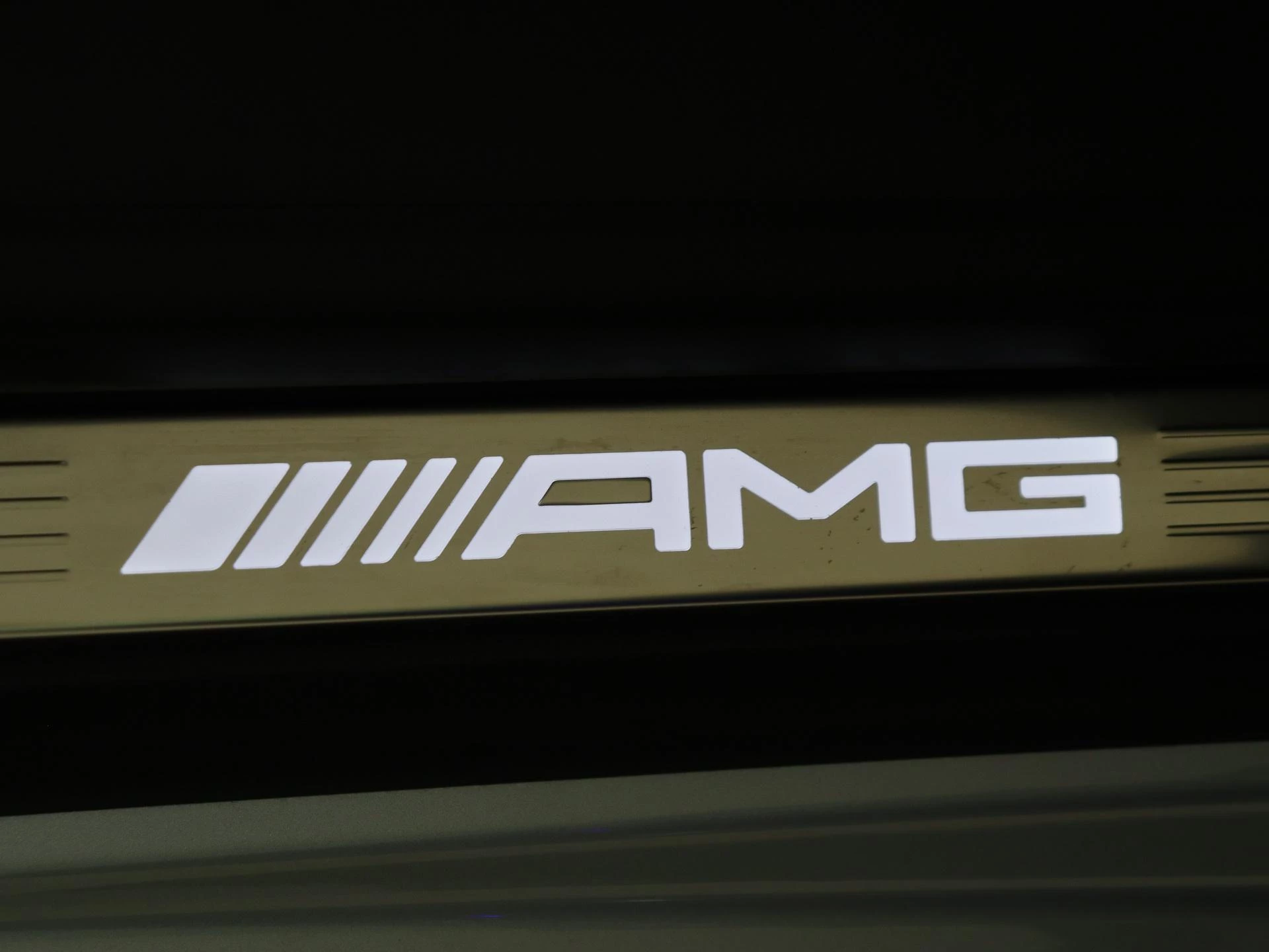 Mercedes-AMG-GT-image-12