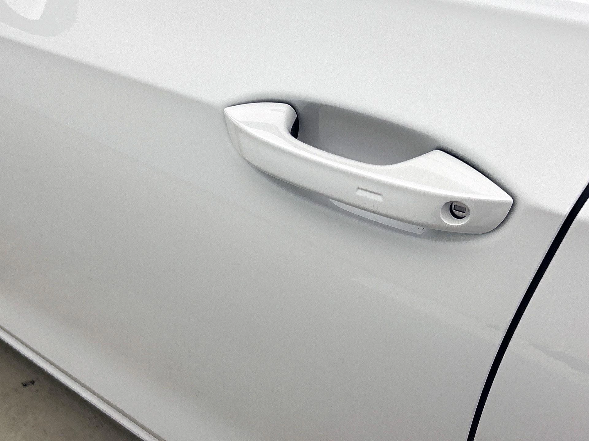 Volkswagen-Golf-image-15