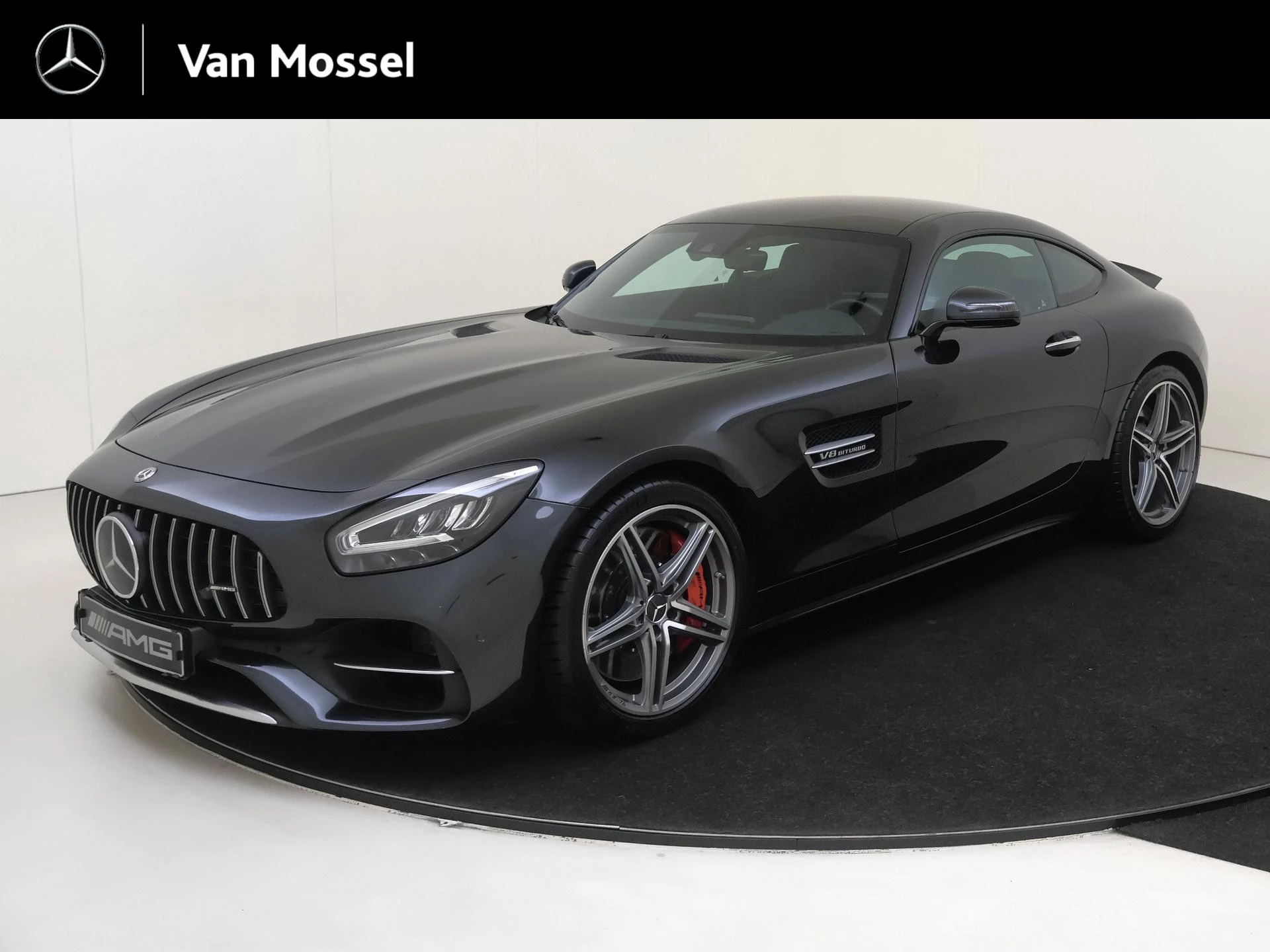 Mercedes-AMG-GT-image-0