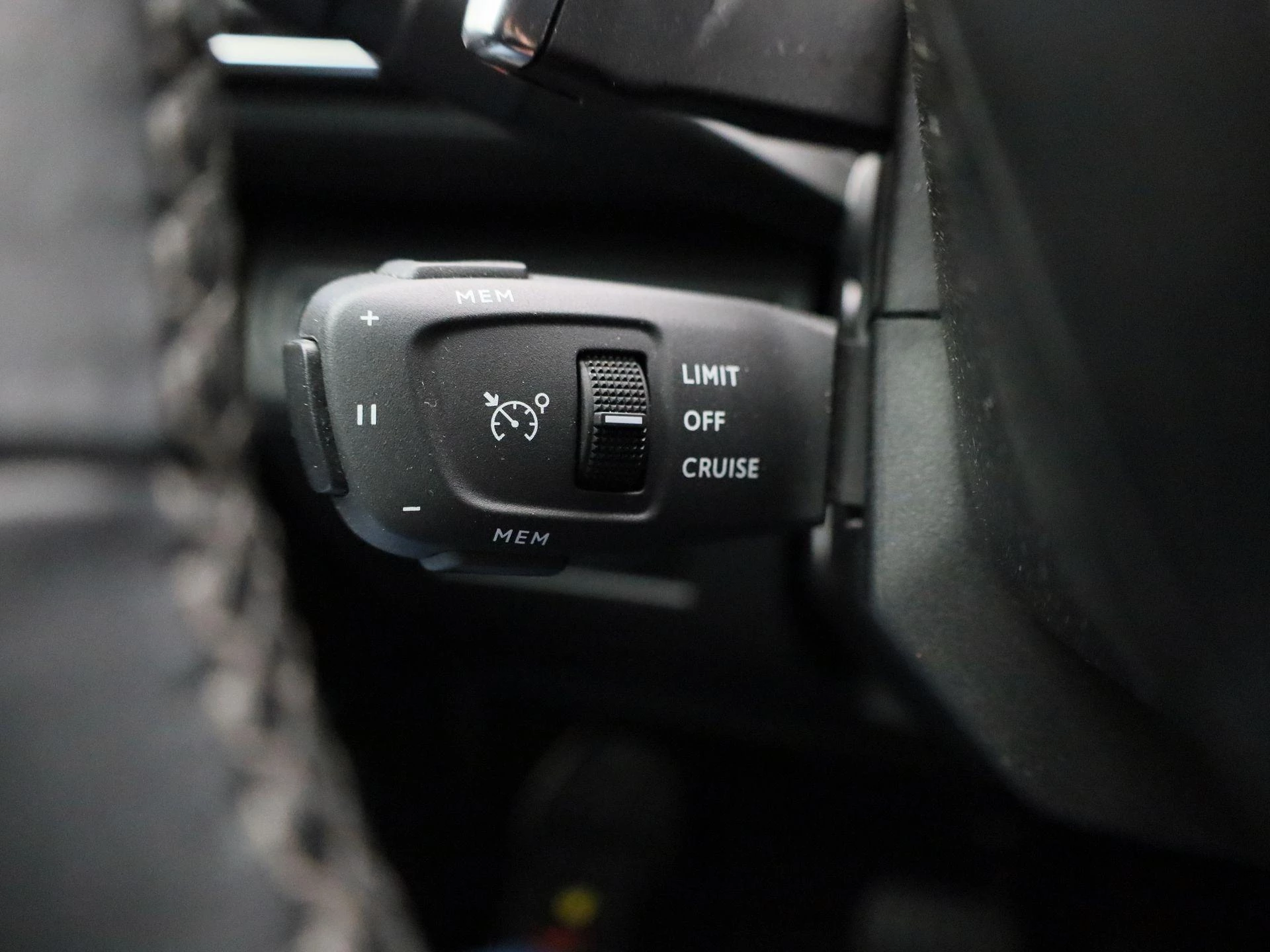 Peugeot 5008 1.2 PureTech Allure Pack Business