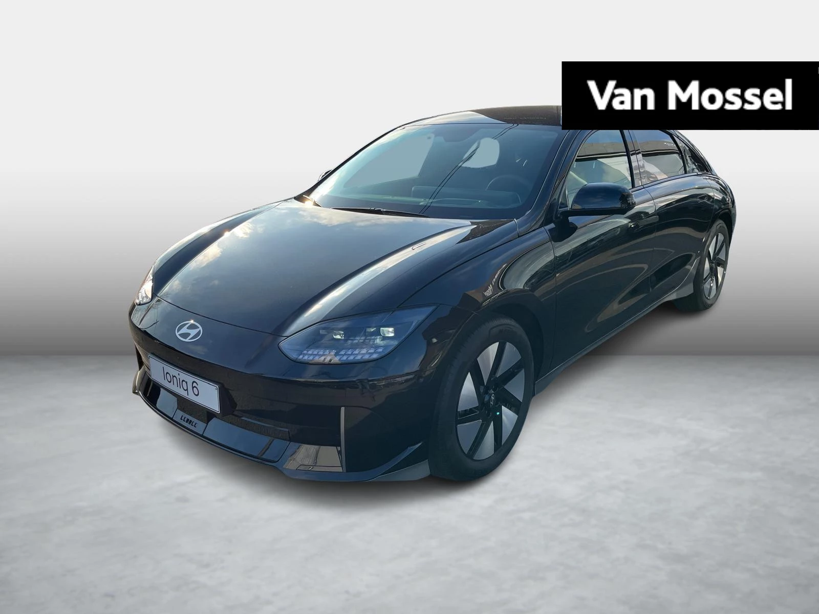 Hyundai-IONIQ 6-image-0