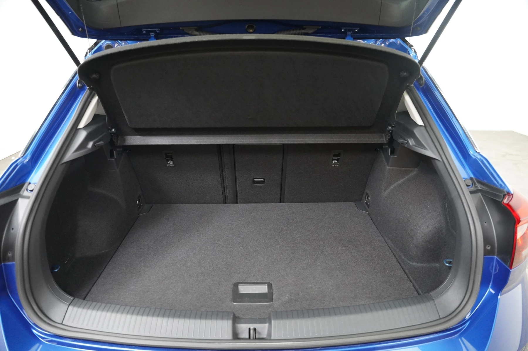 Volkswagen-T-Roc-image-12