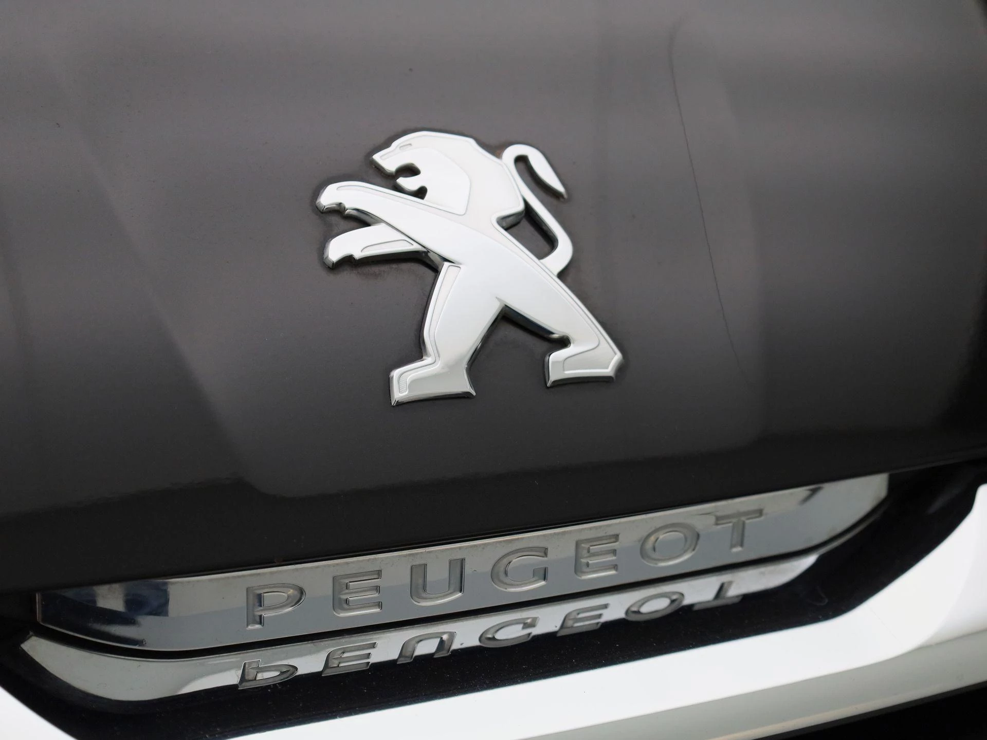 Peugeot 108 1.2 VTi Allure
