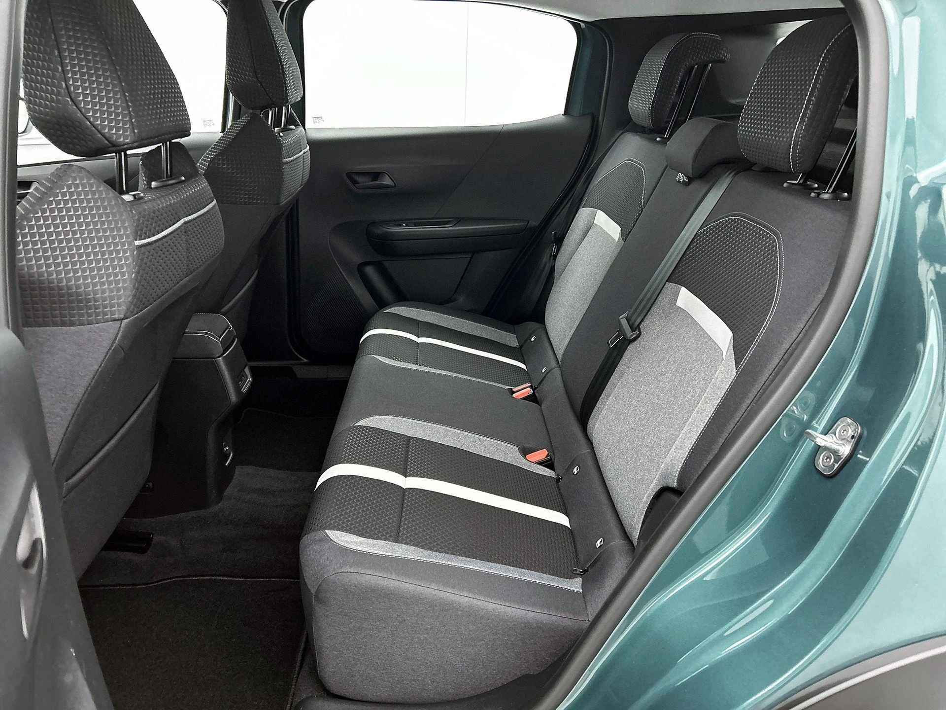 Opel Frontera 1.2 Turbo Hybrid Edition