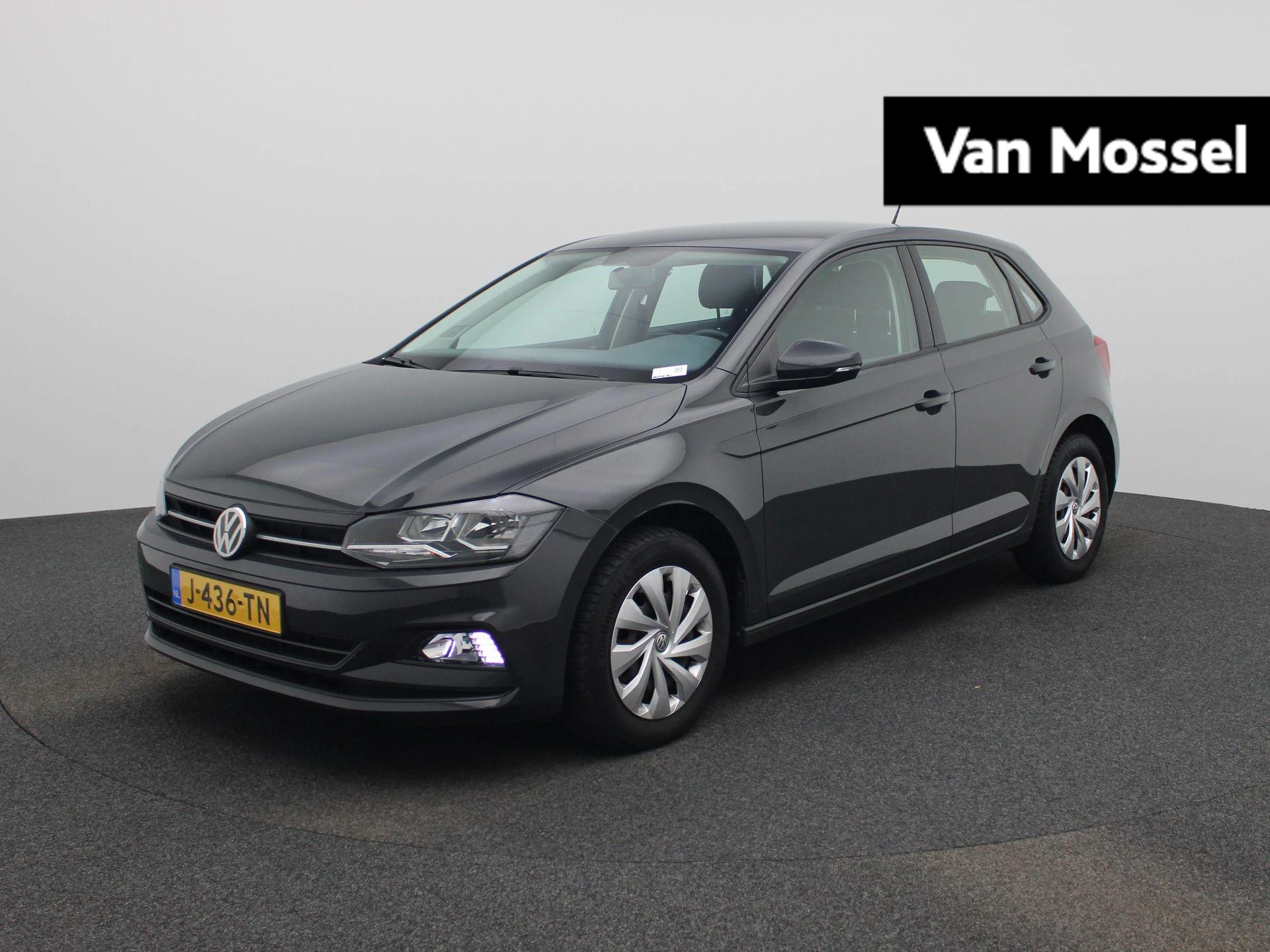 Volkswagen-Polo-image-0