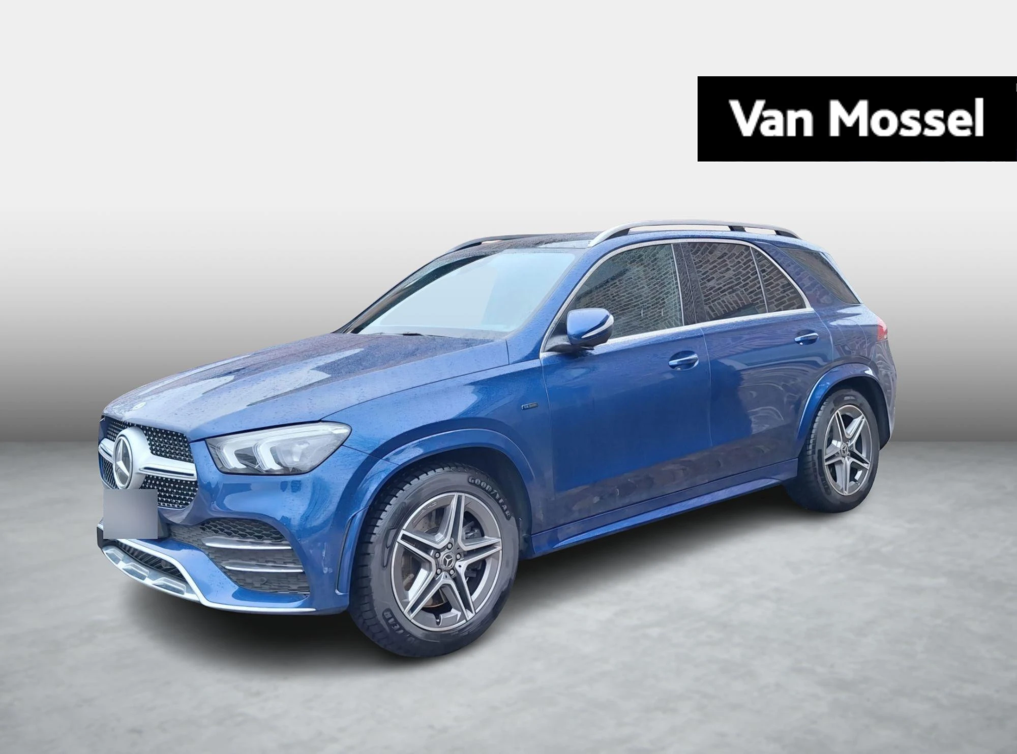 Mercedes-Benz-GLE-image-0
