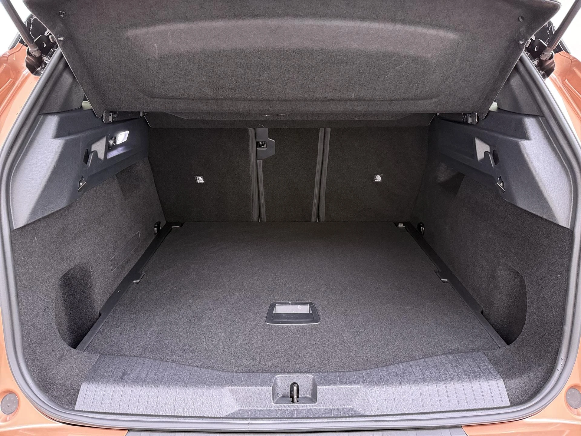 Opel-Grandland-image-9