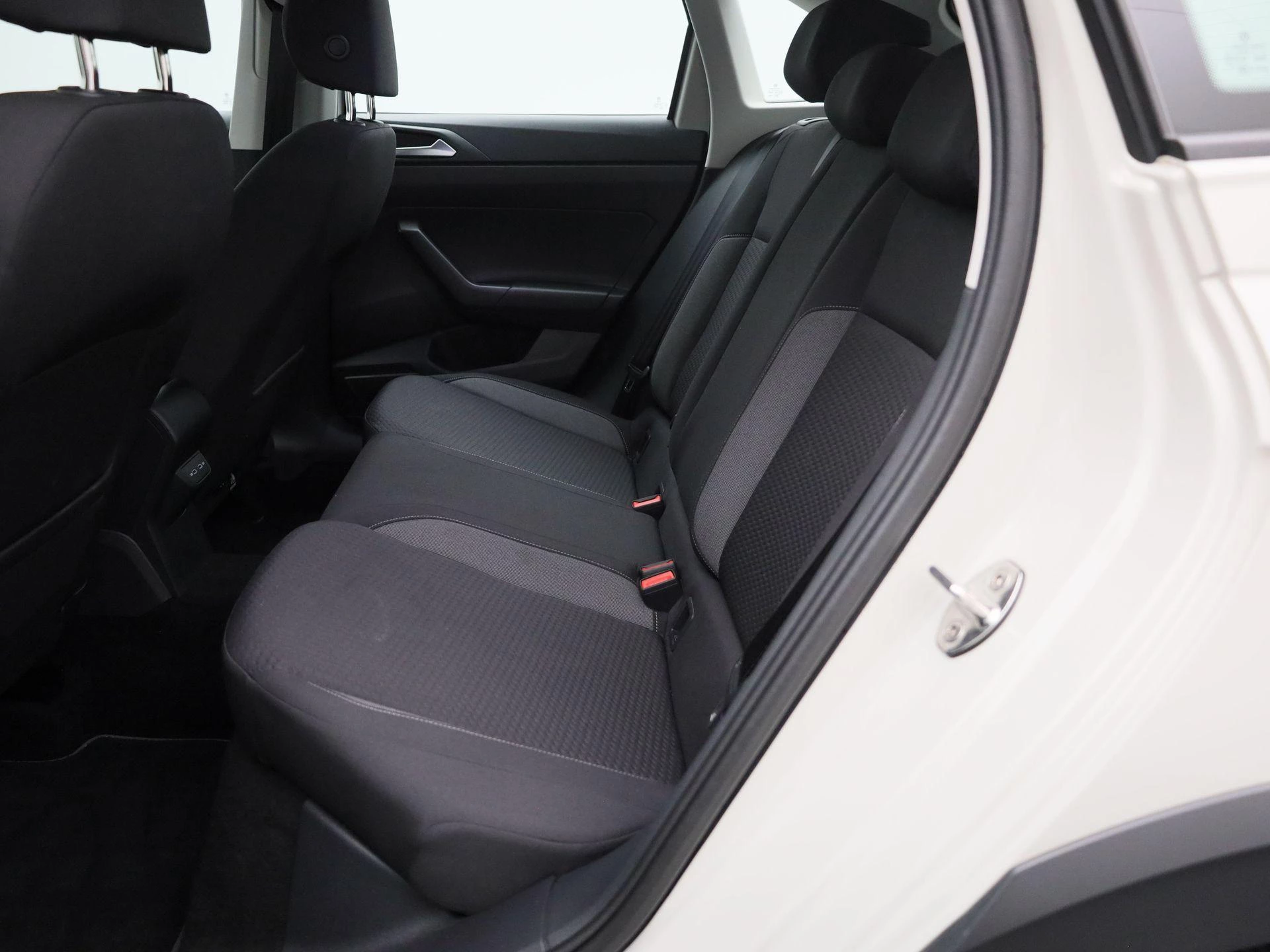 Volkswagen-Taigo-image-8