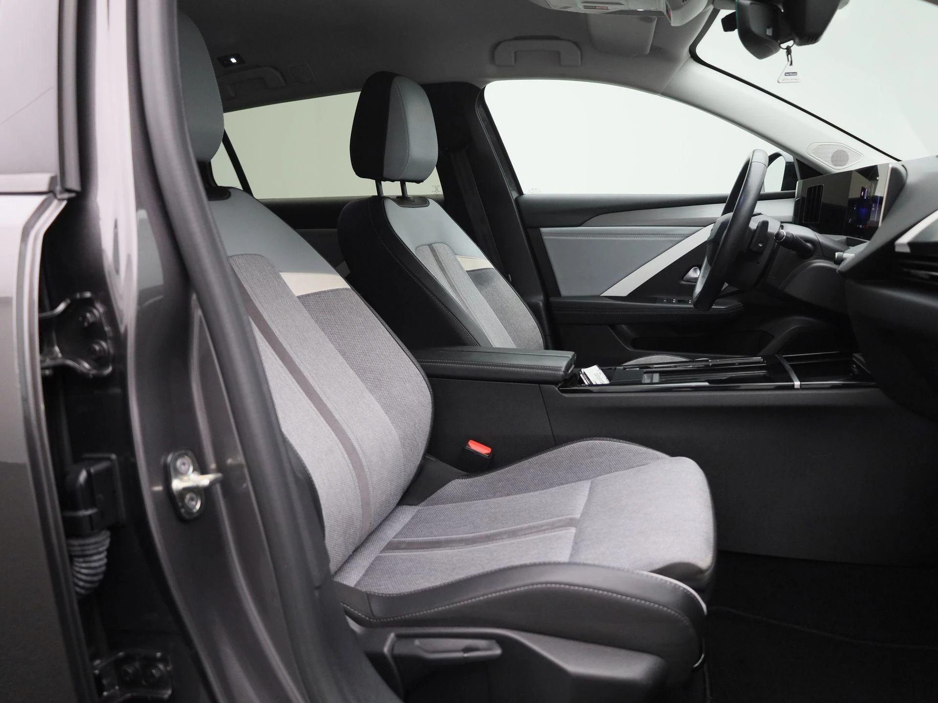 Opel-Astra-image-32