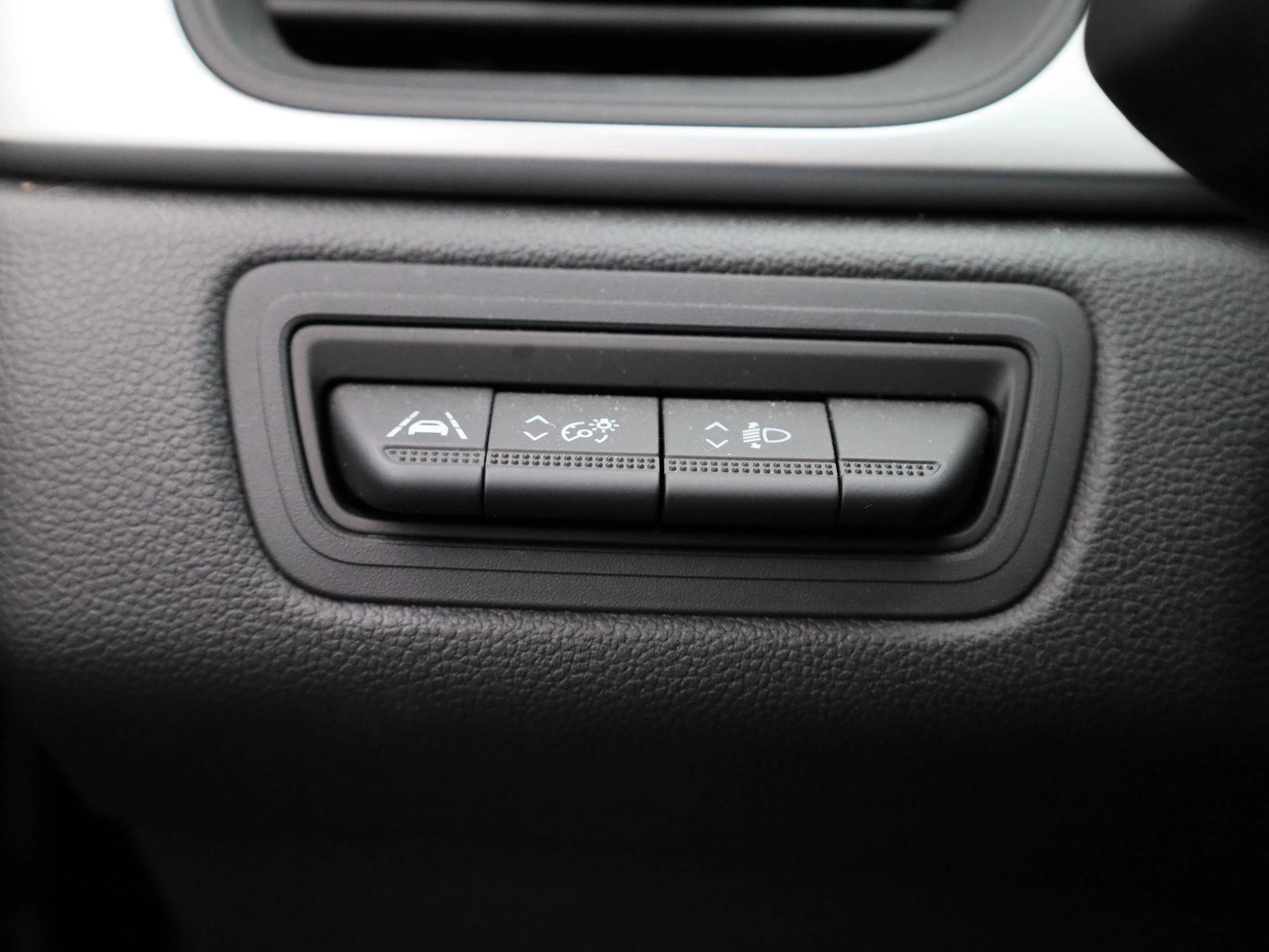 Renault-Captur-image-21
