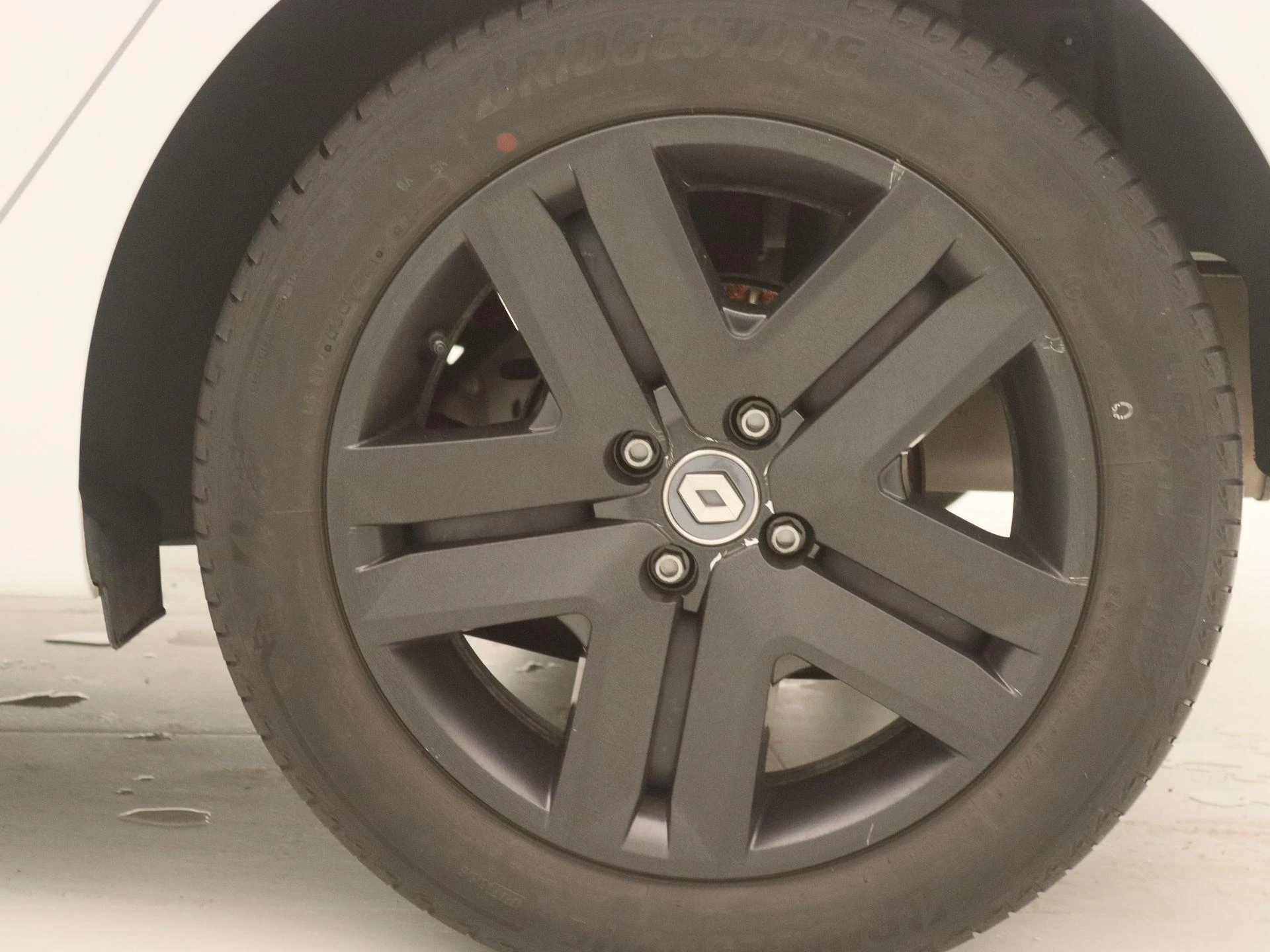 Renault-Clio-image-15