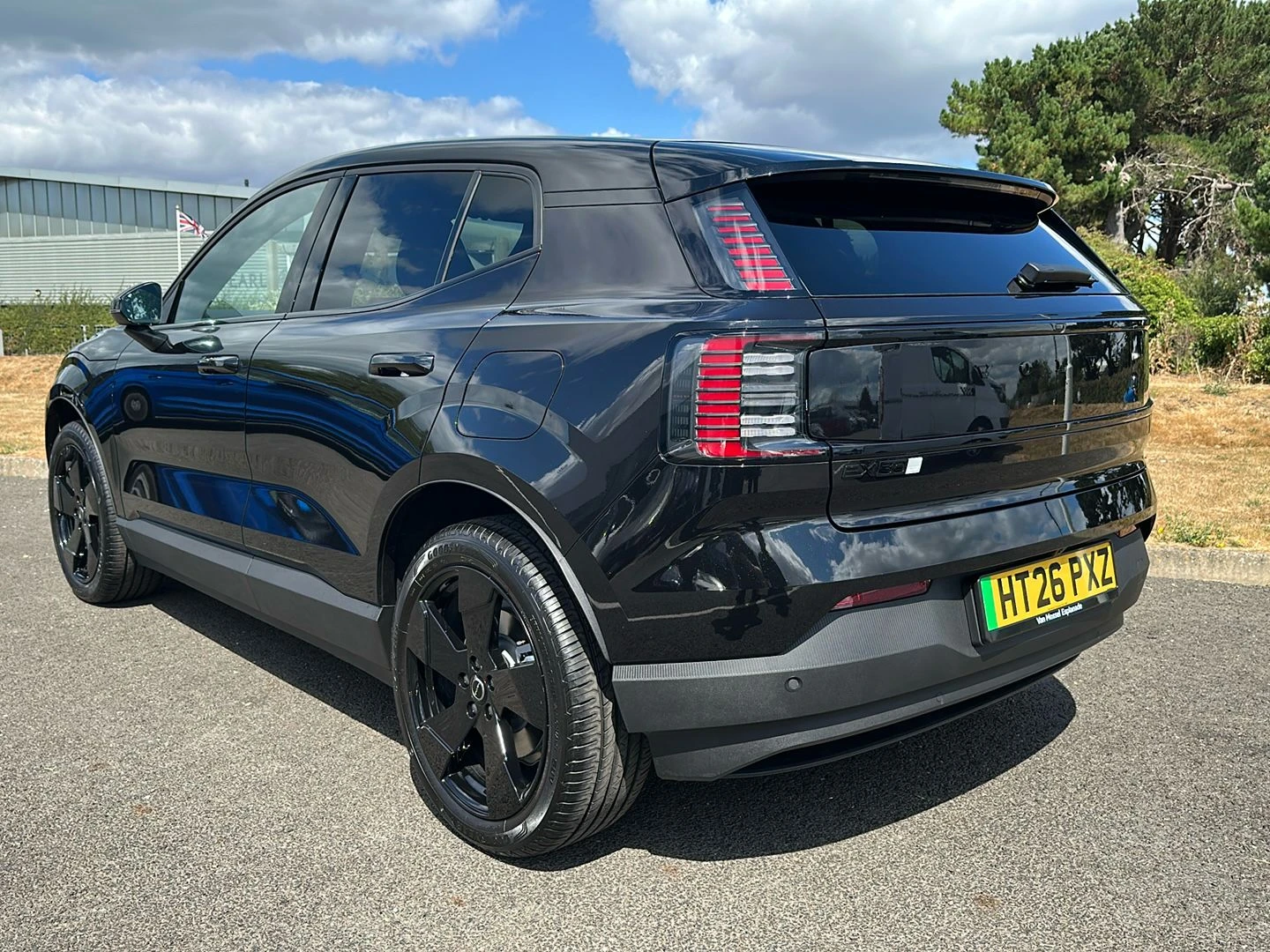 Volvo-EX30-image-2