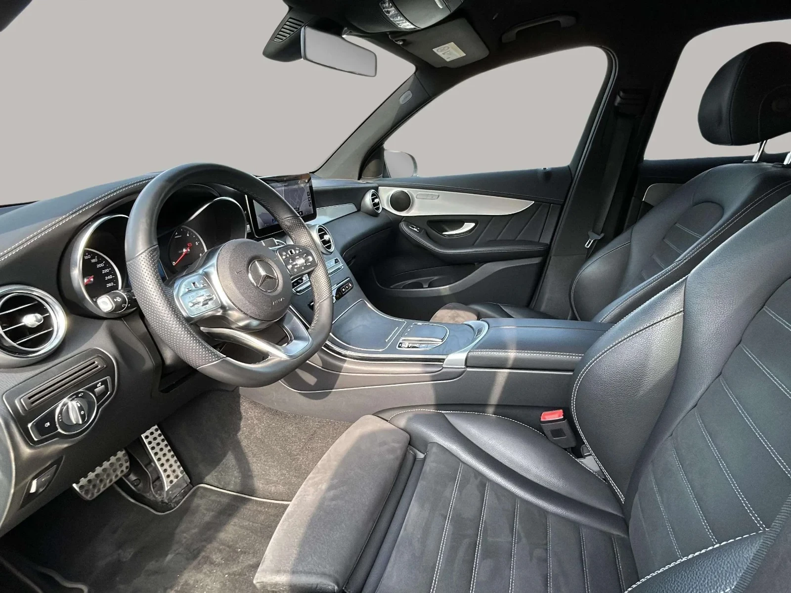 Mercedes-Benz-GLC-image-9