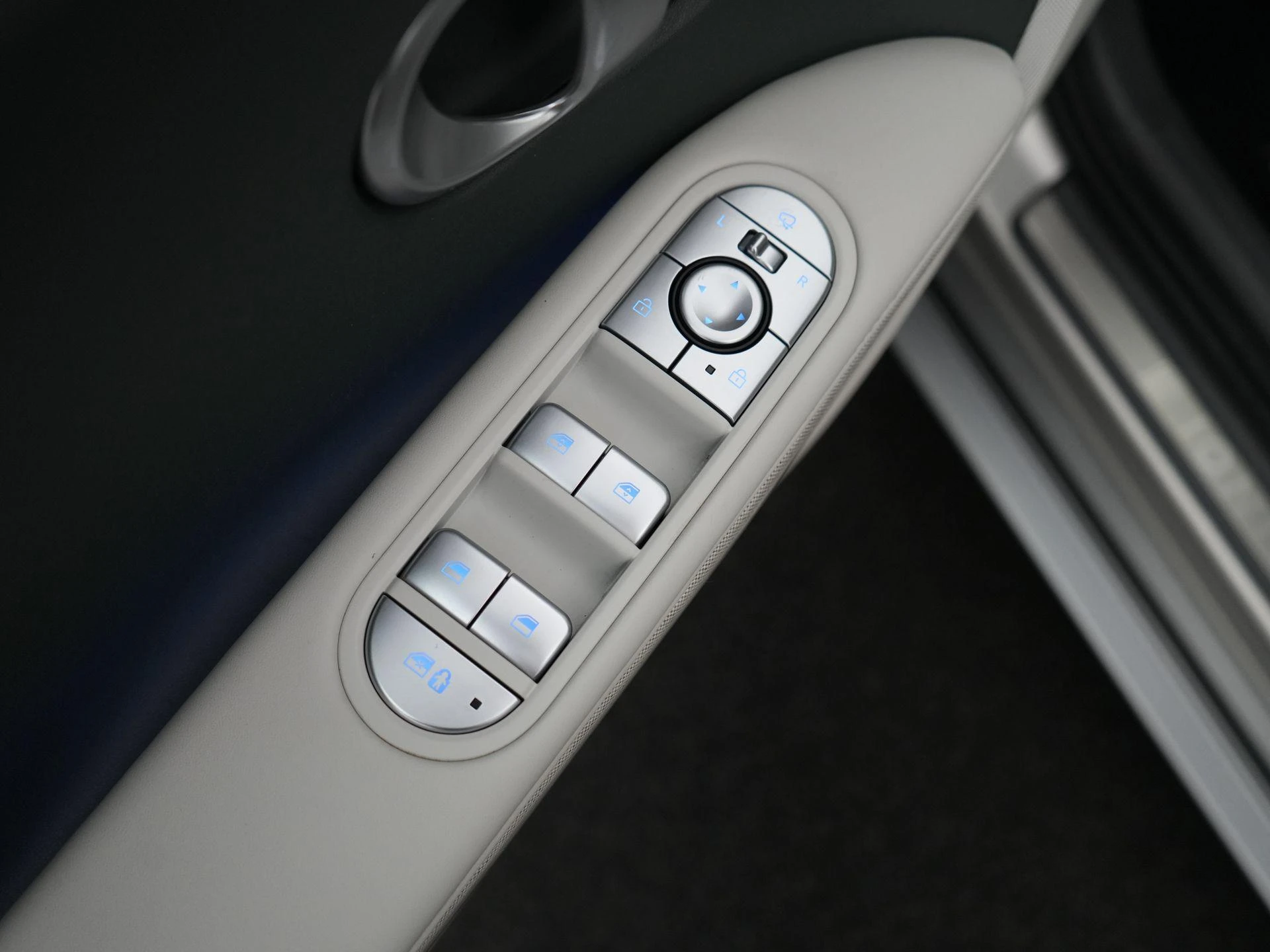 Hyundai-IONIQ 5-image-35
