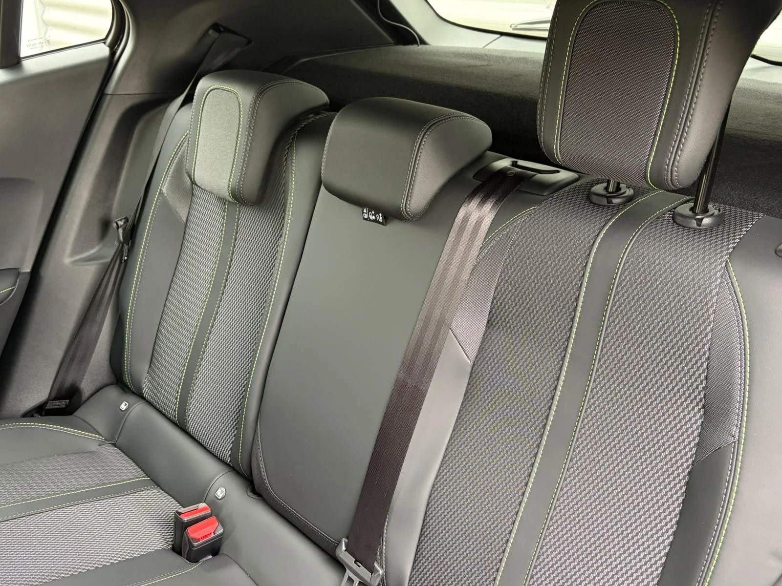 Peugeot-2008-image-7