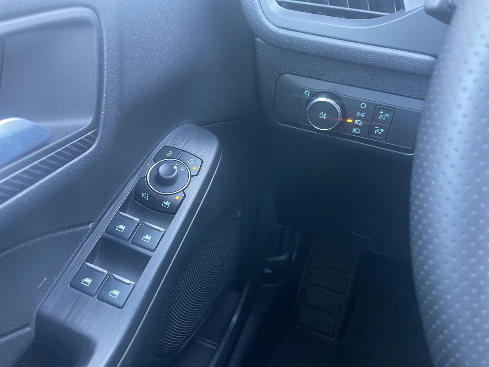 Ford Kuga ST-Line Aut.*KAM*LED-MATRIX*NAVI*GRA*WINTER-PKT.