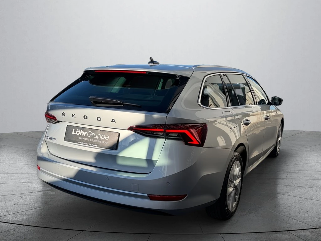 Škoda-Octavia-image-4