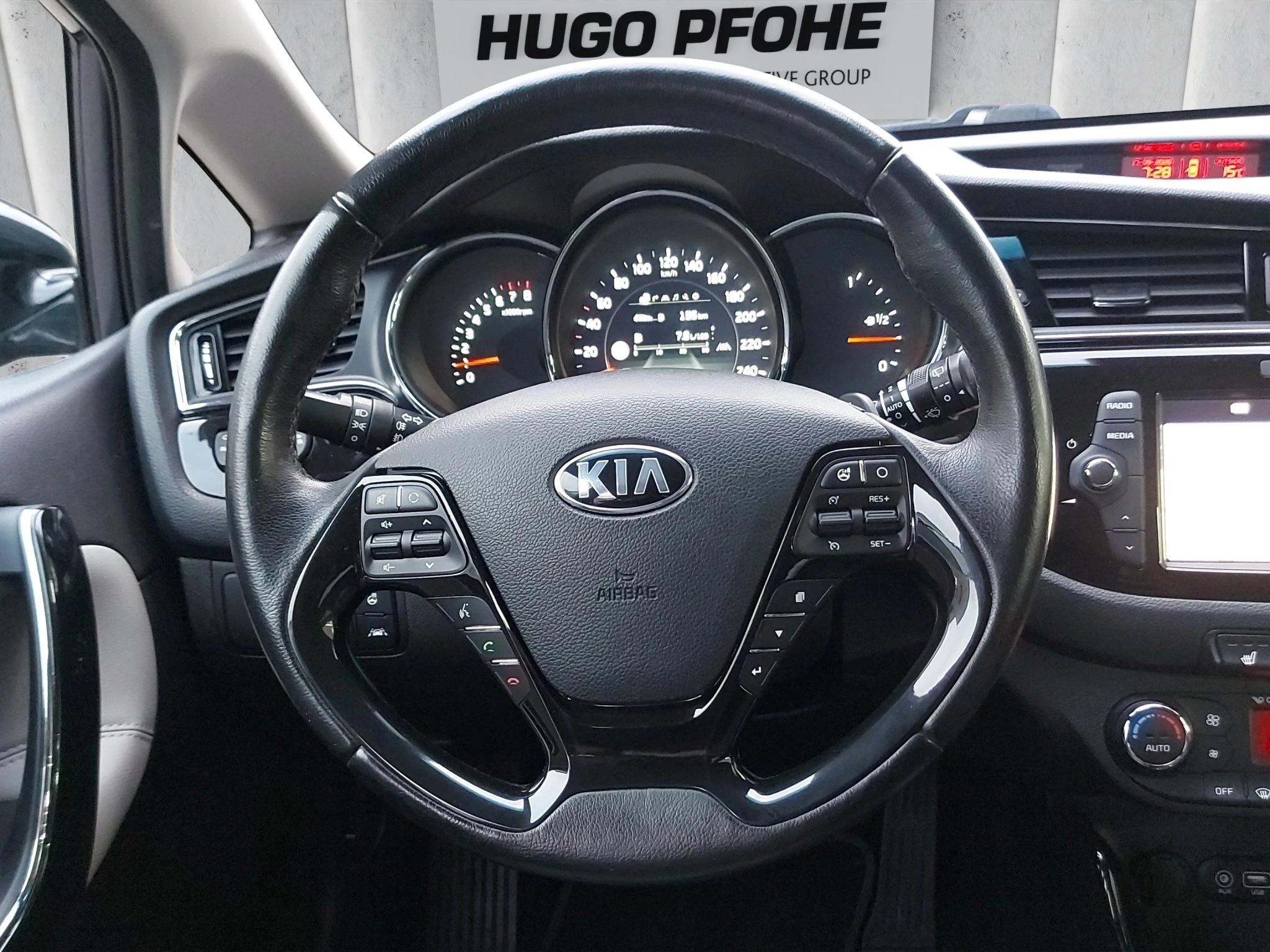Kia-Ceed Sportswagon-image-12