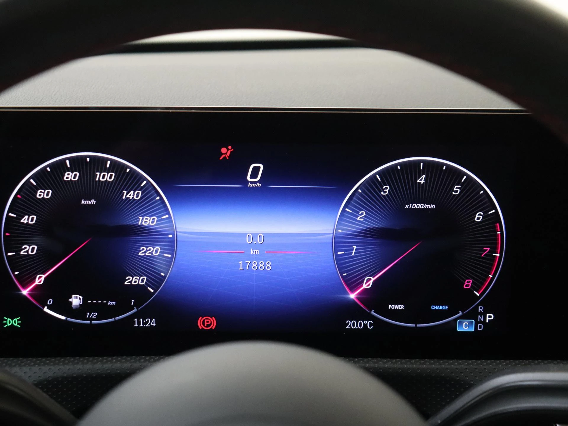 Mercedes-Benz-A-Klasse-image-10