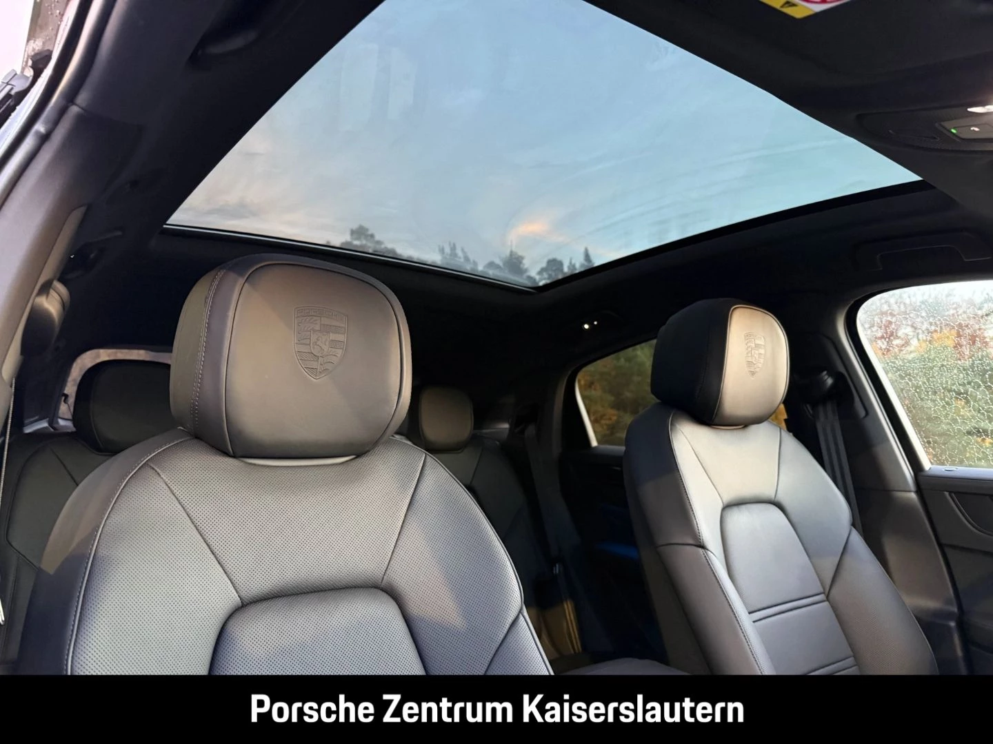 Porsche Cayenne S E-Hybrid Coupe Black Edition InnoDrive black edition