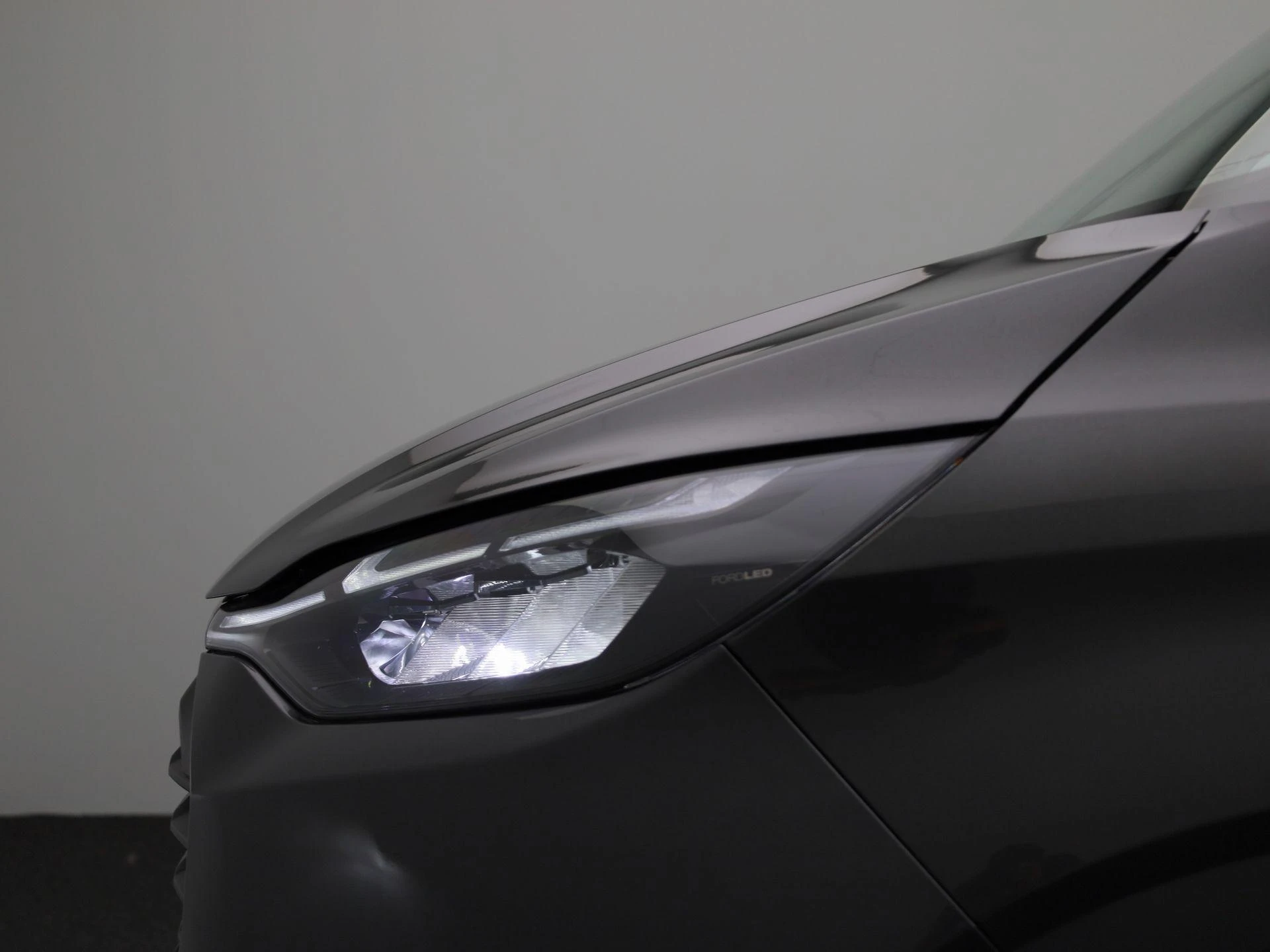 Ford-Transit Custom-image-16