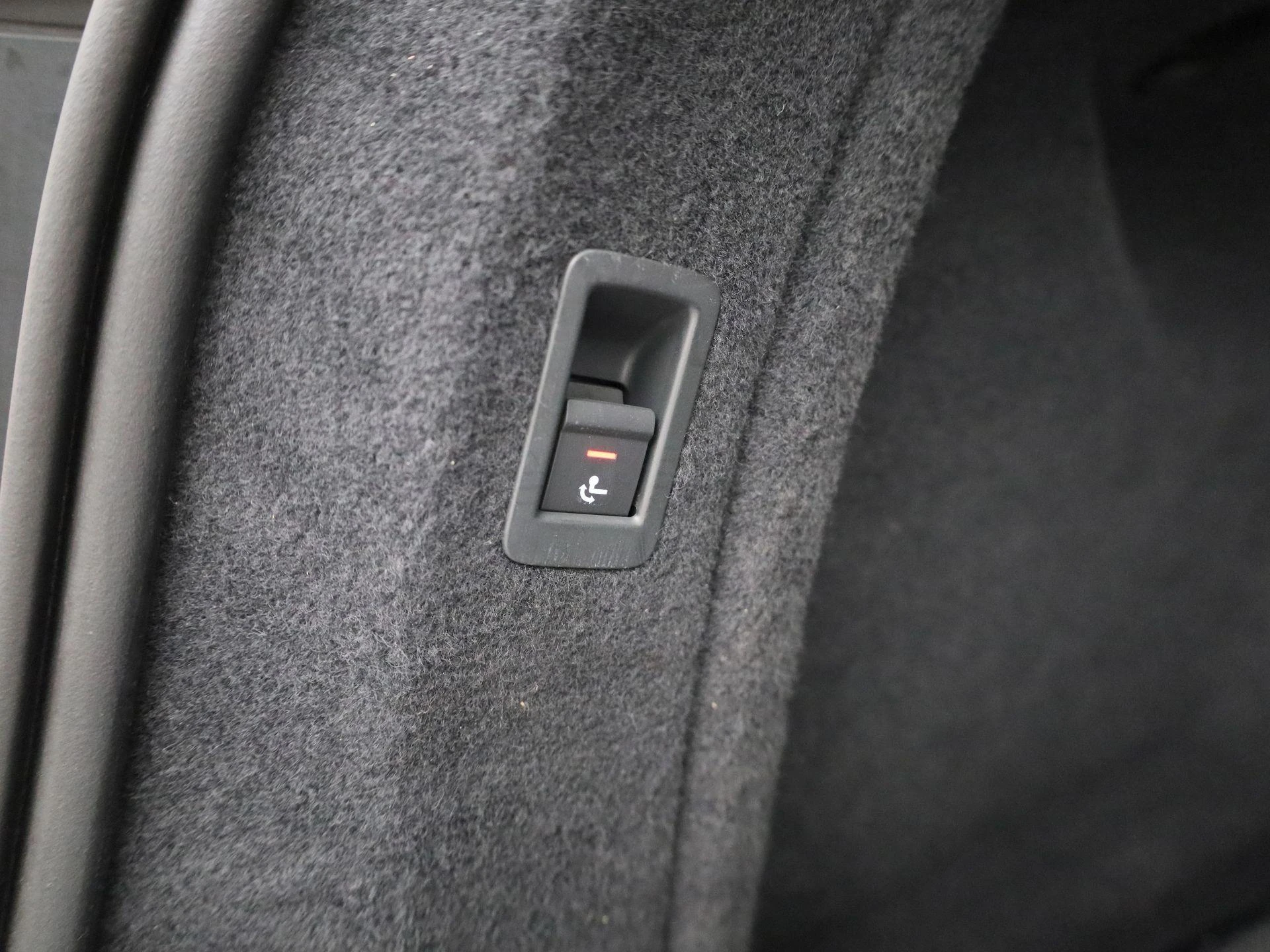 Audi-A4-image-14