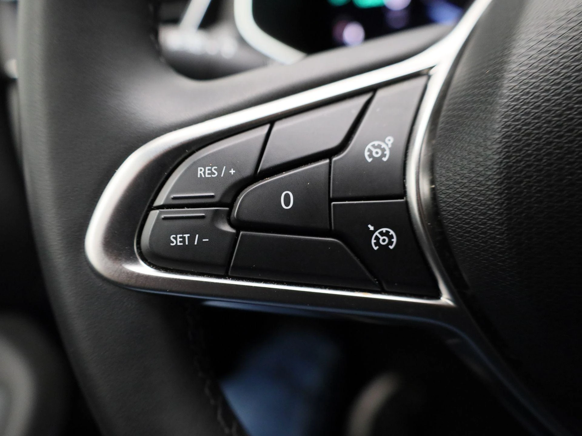 Renault-Clio-image-15