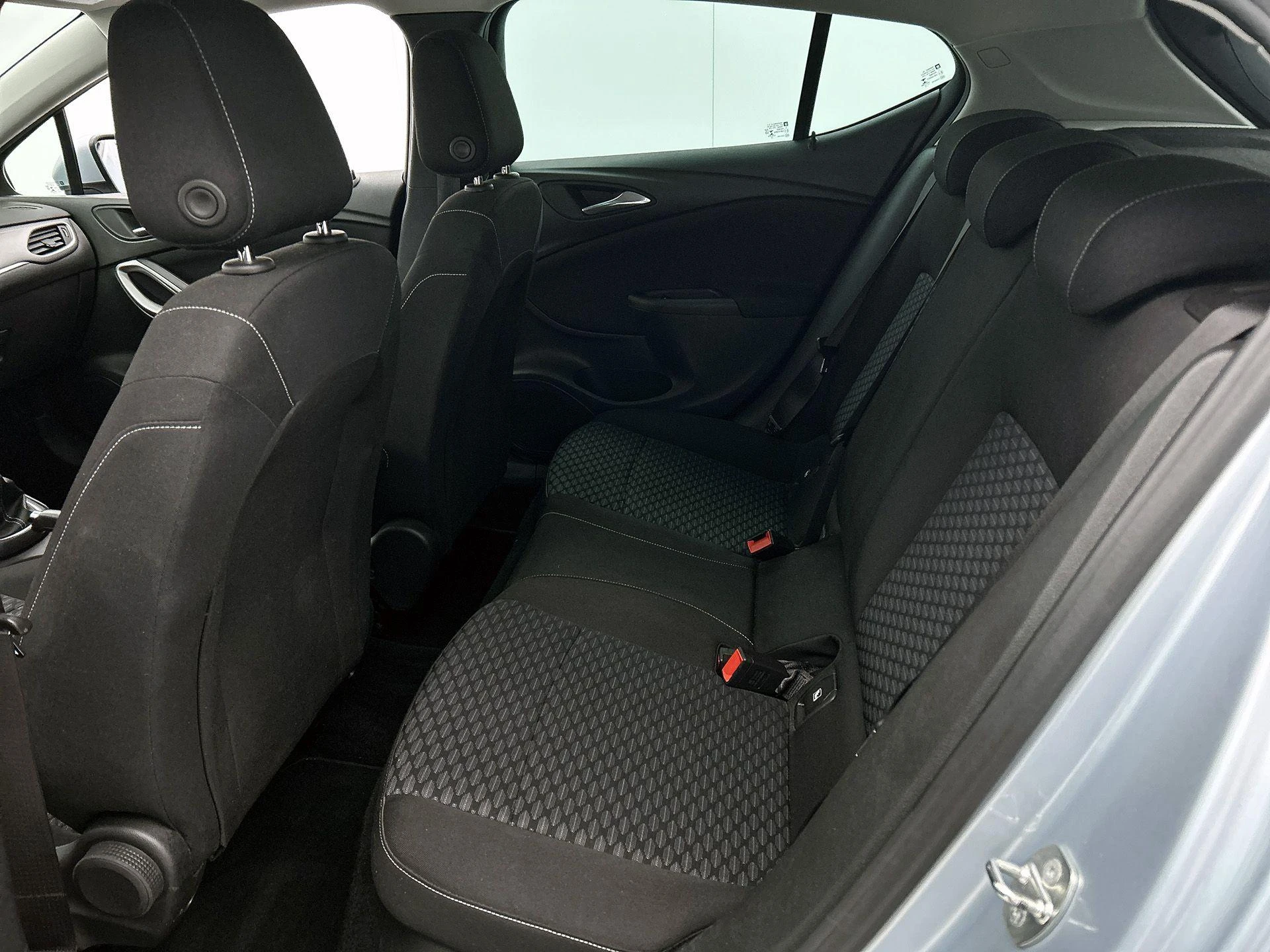Opel-Astra-image-26