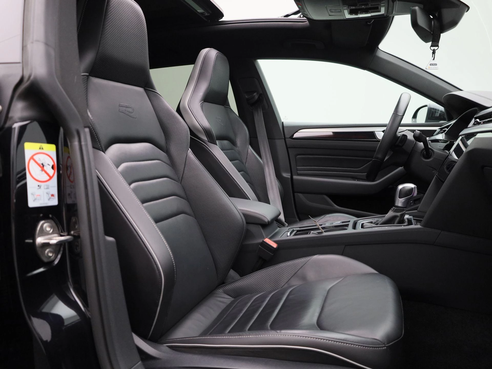 Volkswagen Arteon Shooting Brake 1.4 TSI eHybrid R-Line Business+ 218 PK|