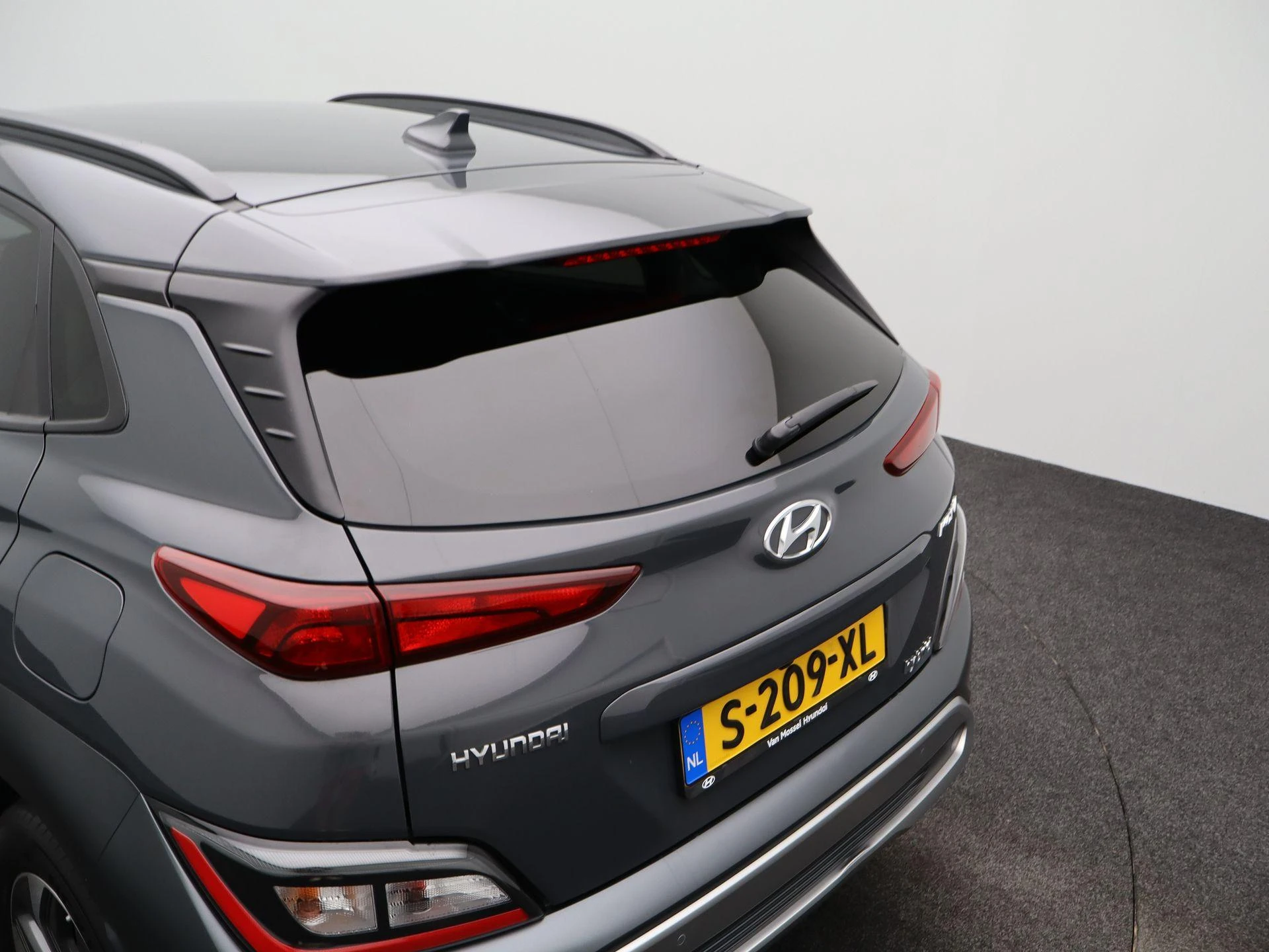 Hyundai-Kona-image-38
