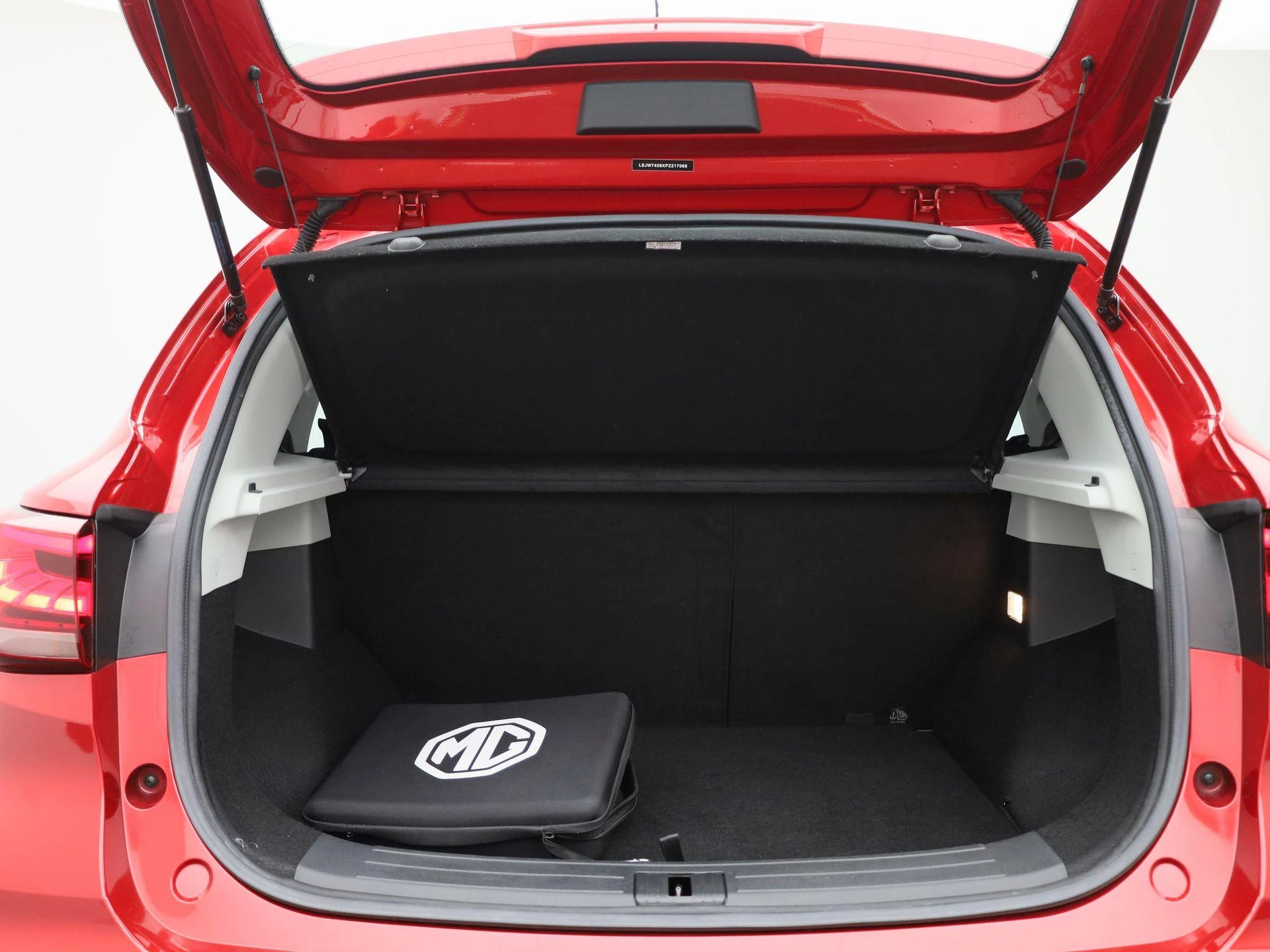 MG-ZS EV-image-13