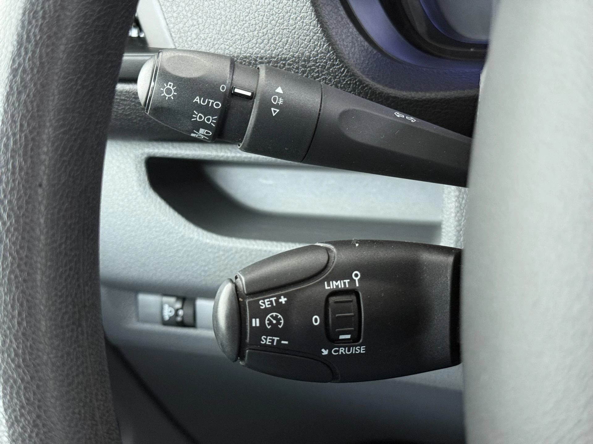 Peugeot-Expert-image-21