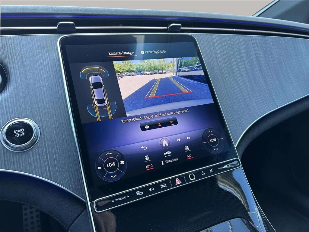 Mercedes-Benz-EQE-image-14