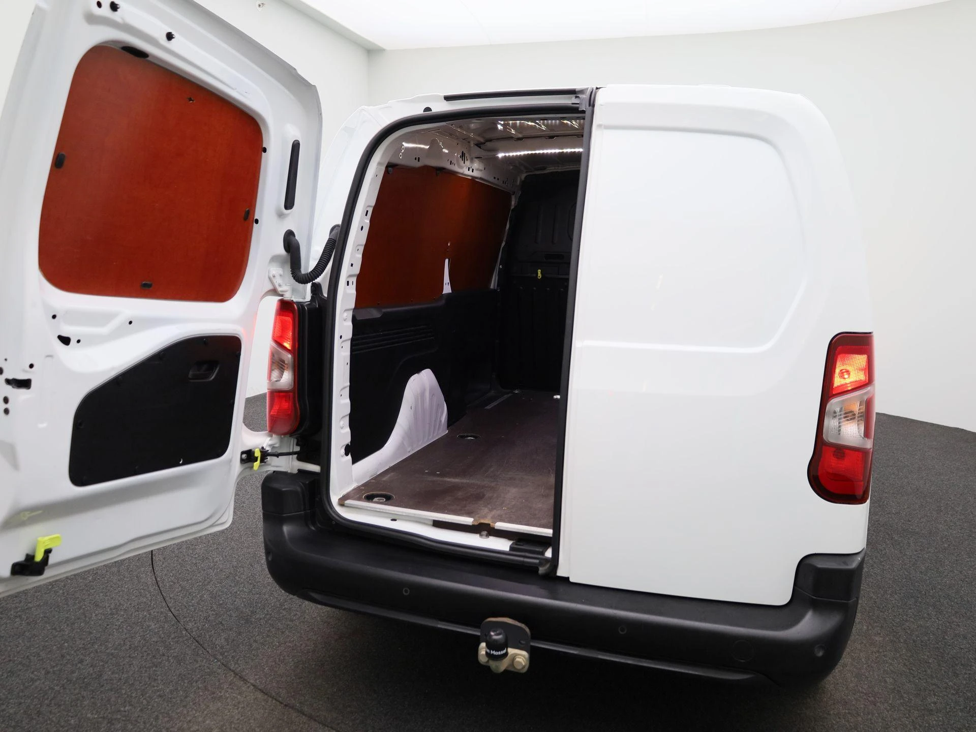 Opel-Combo-image-35