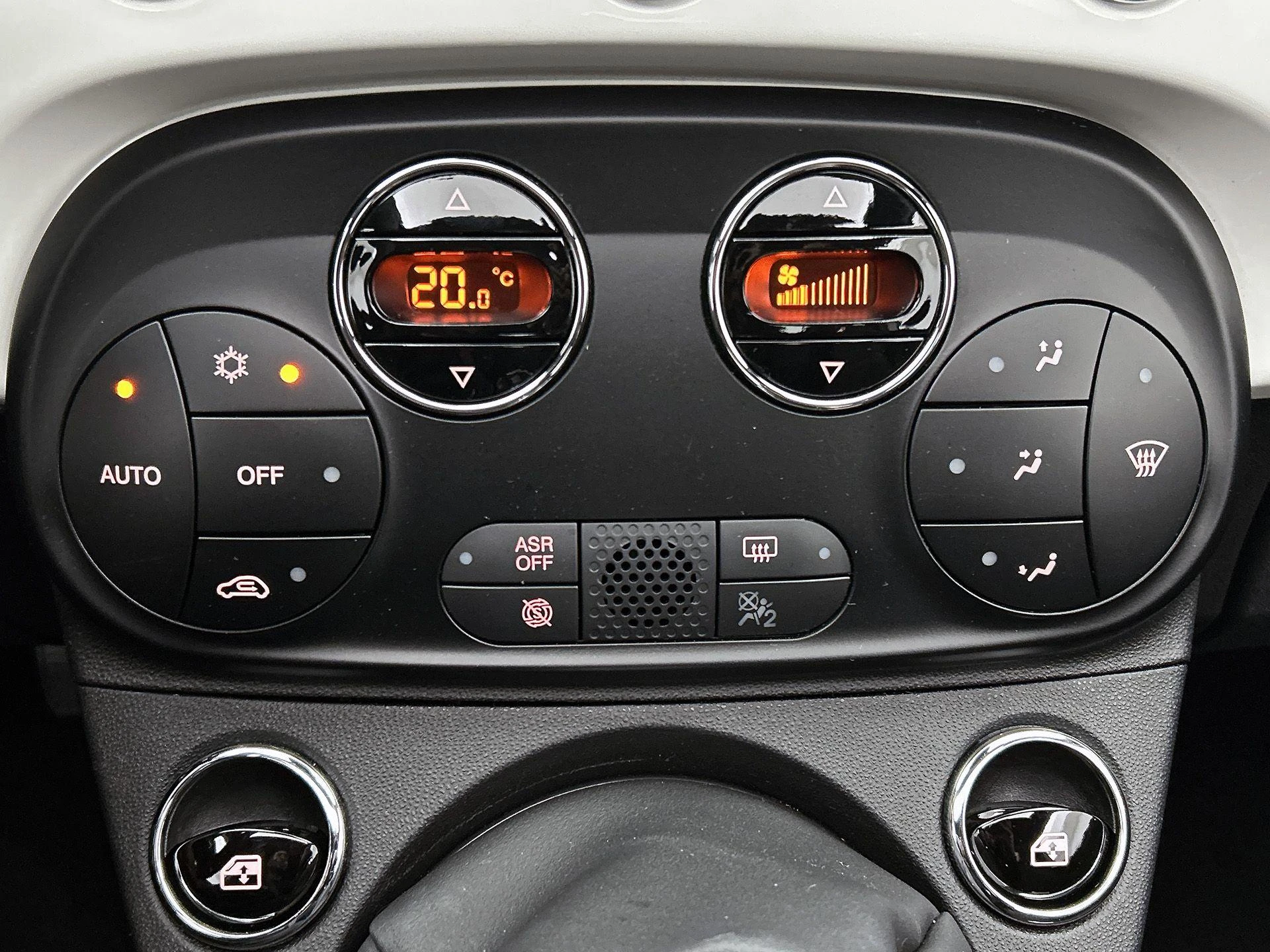 Fiat-500C-image-23