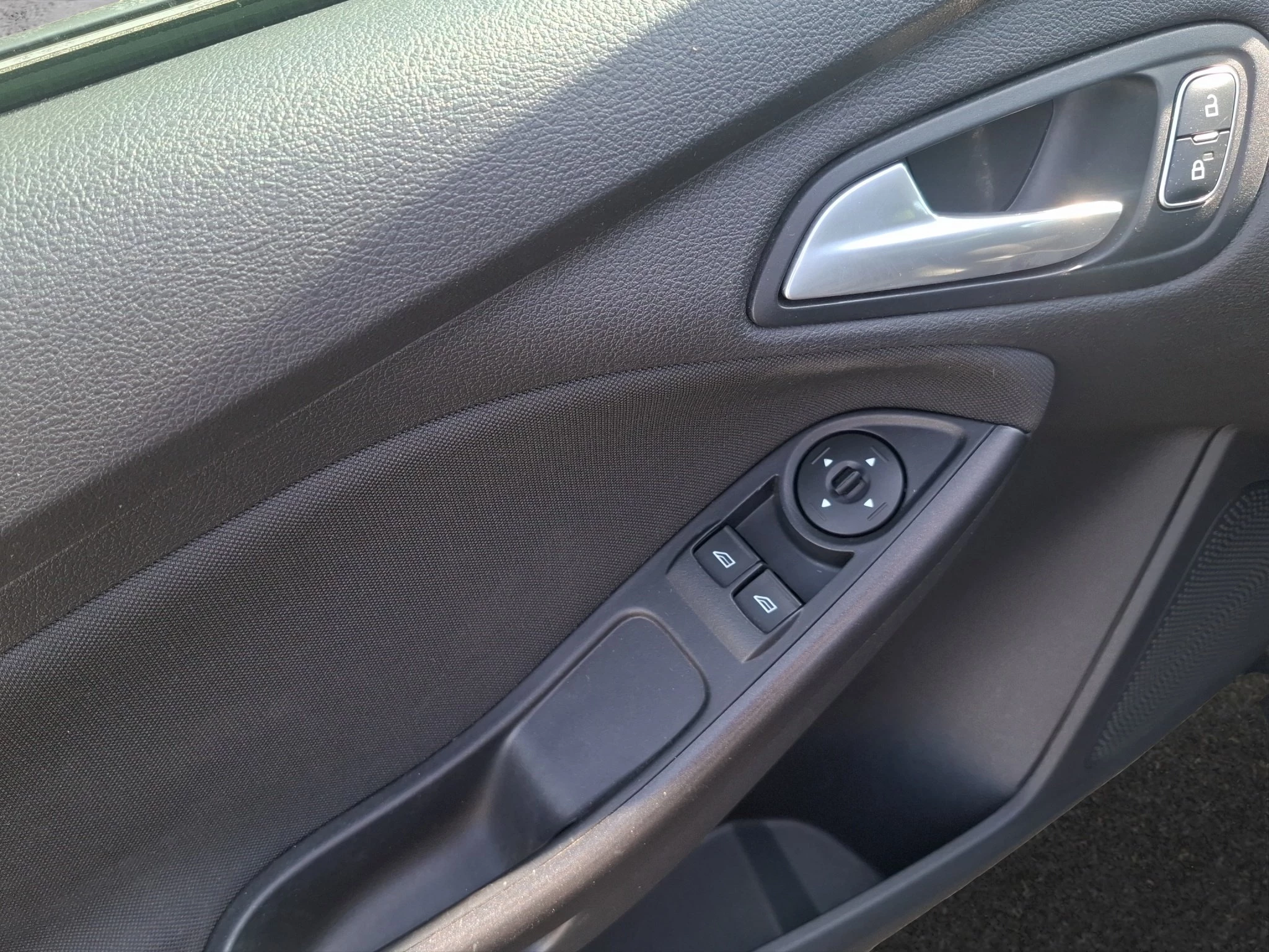 Ford Focus Turnier | NAVI | PDC | TEMPOMAT | SHZ | LRHZ | BLT