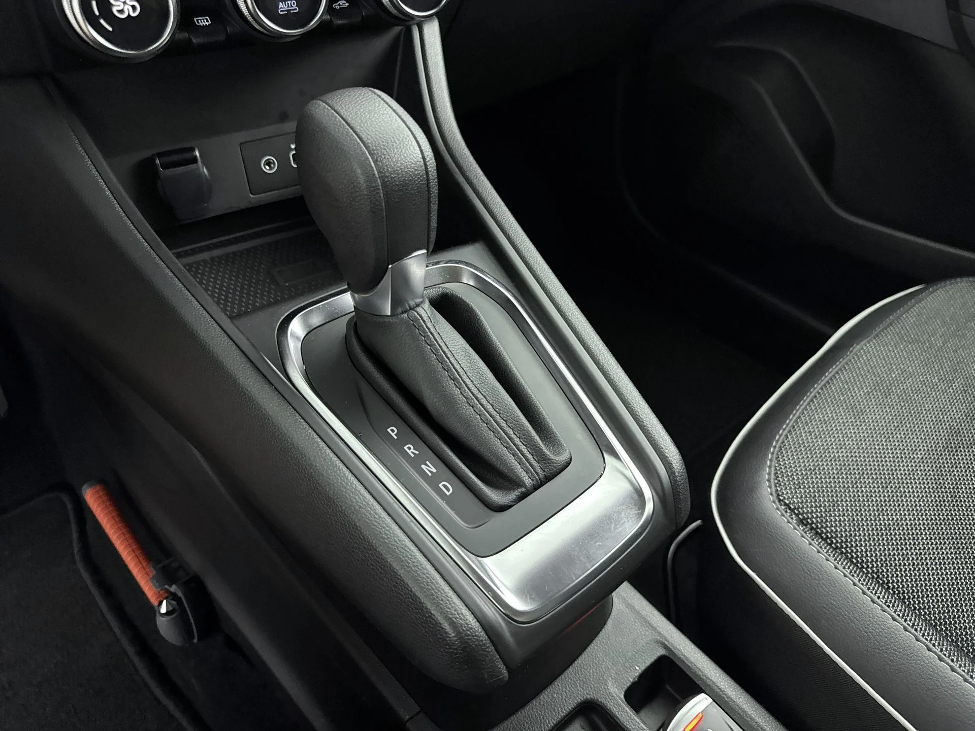 Renault-Captur-image-22