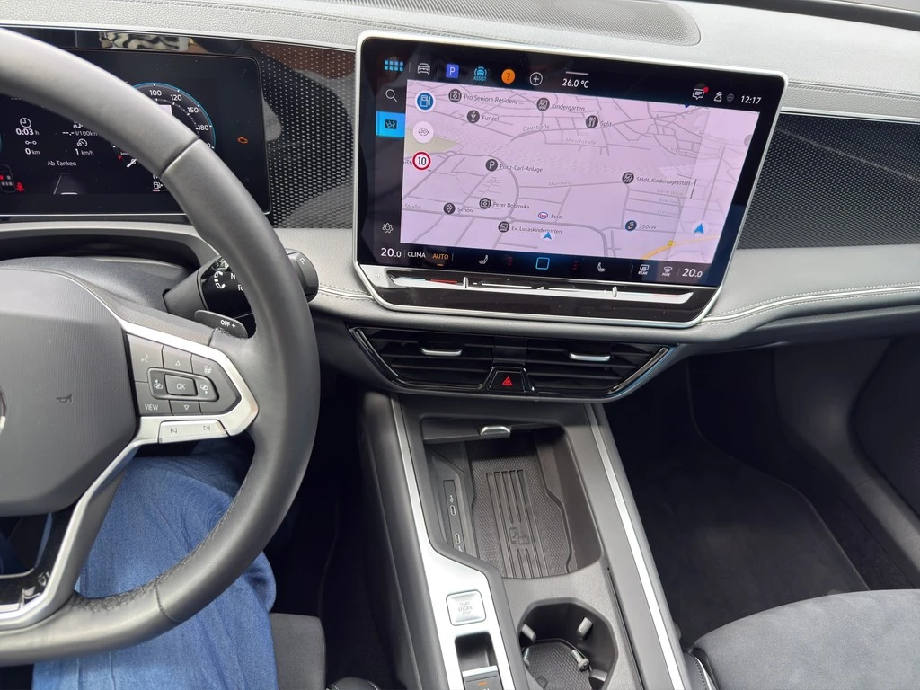 Volkswagen-Passat-image-15