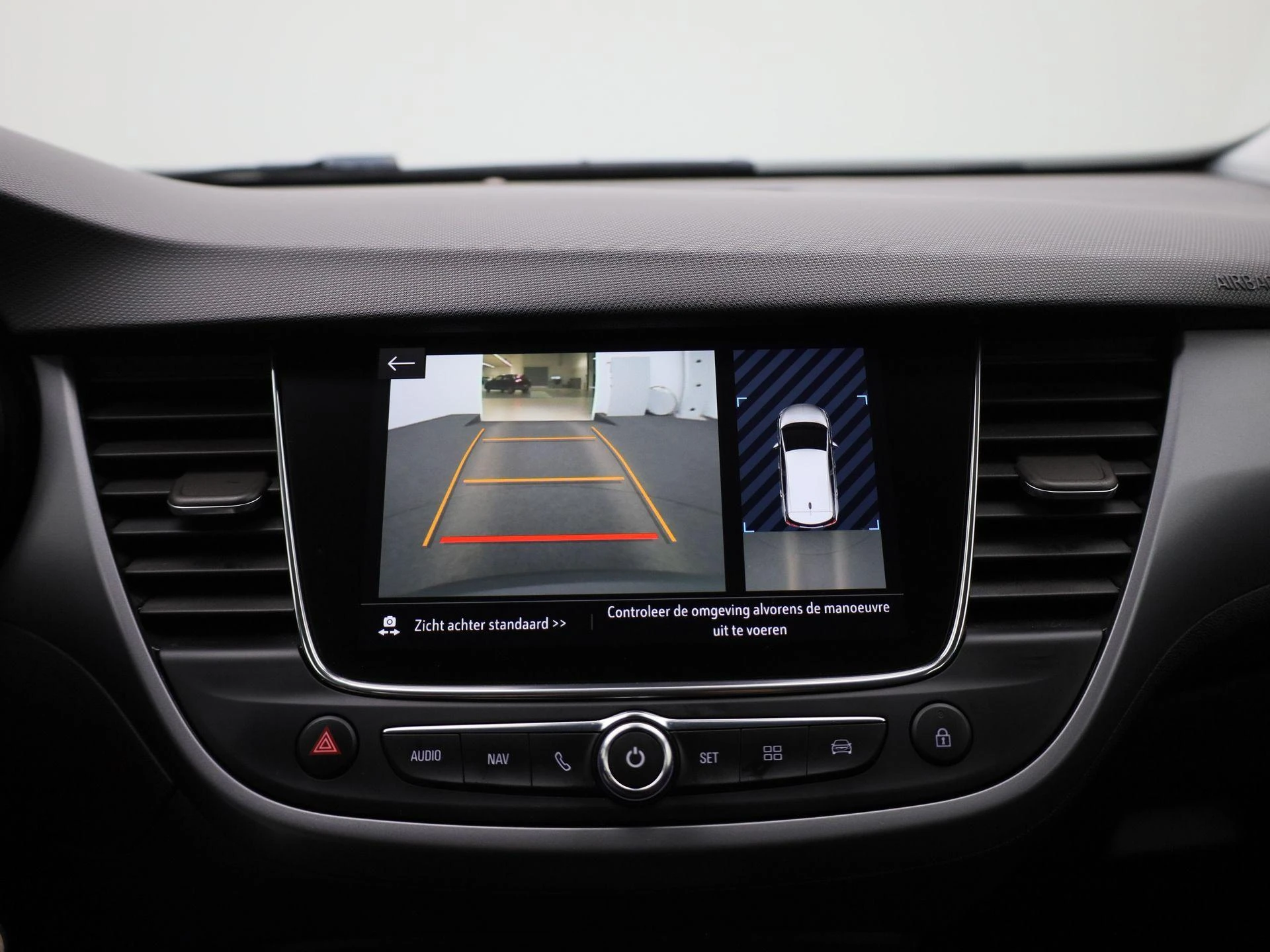 Opel-Crossland X-image-28