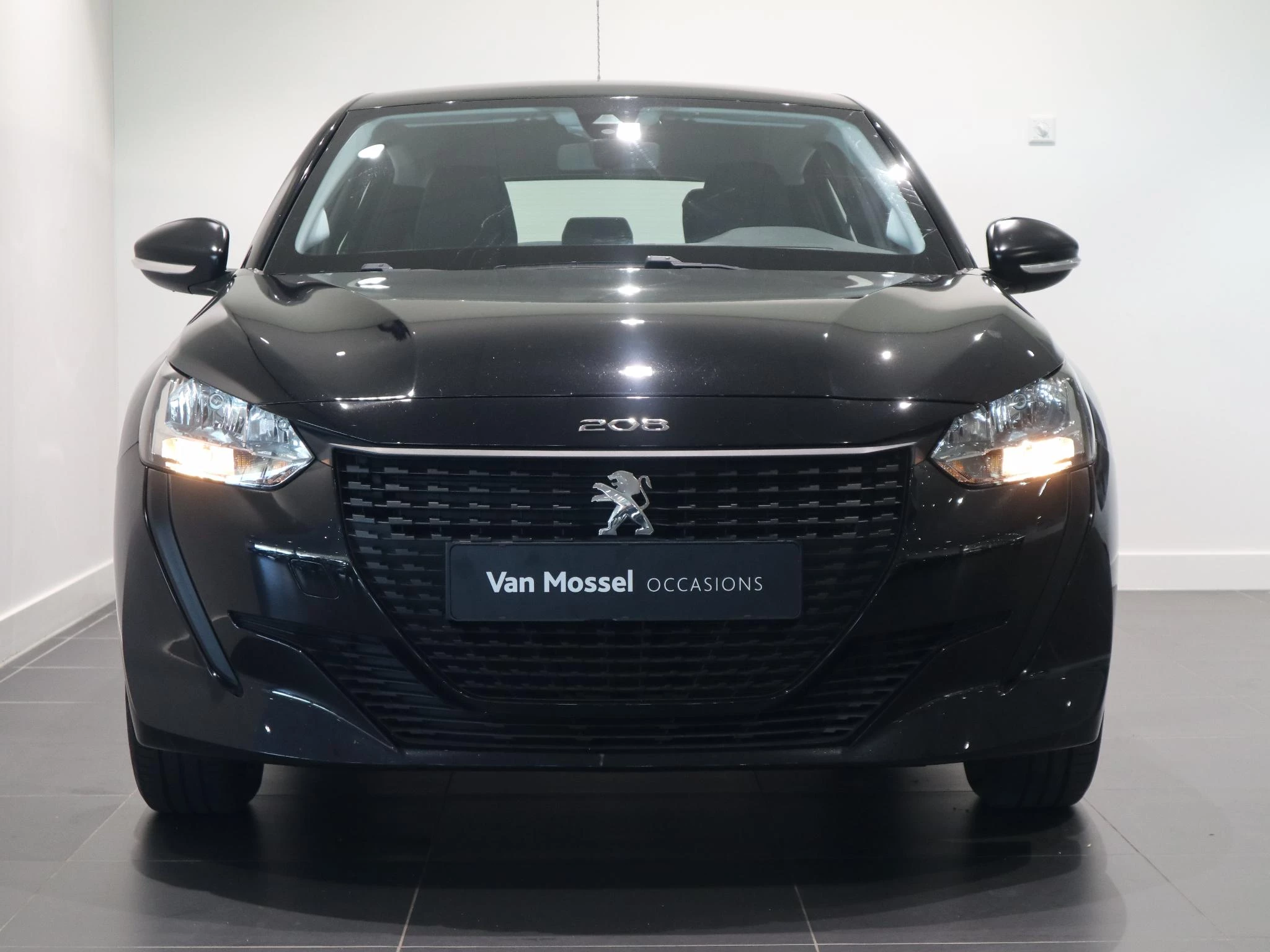 Peugeot-208-image-2