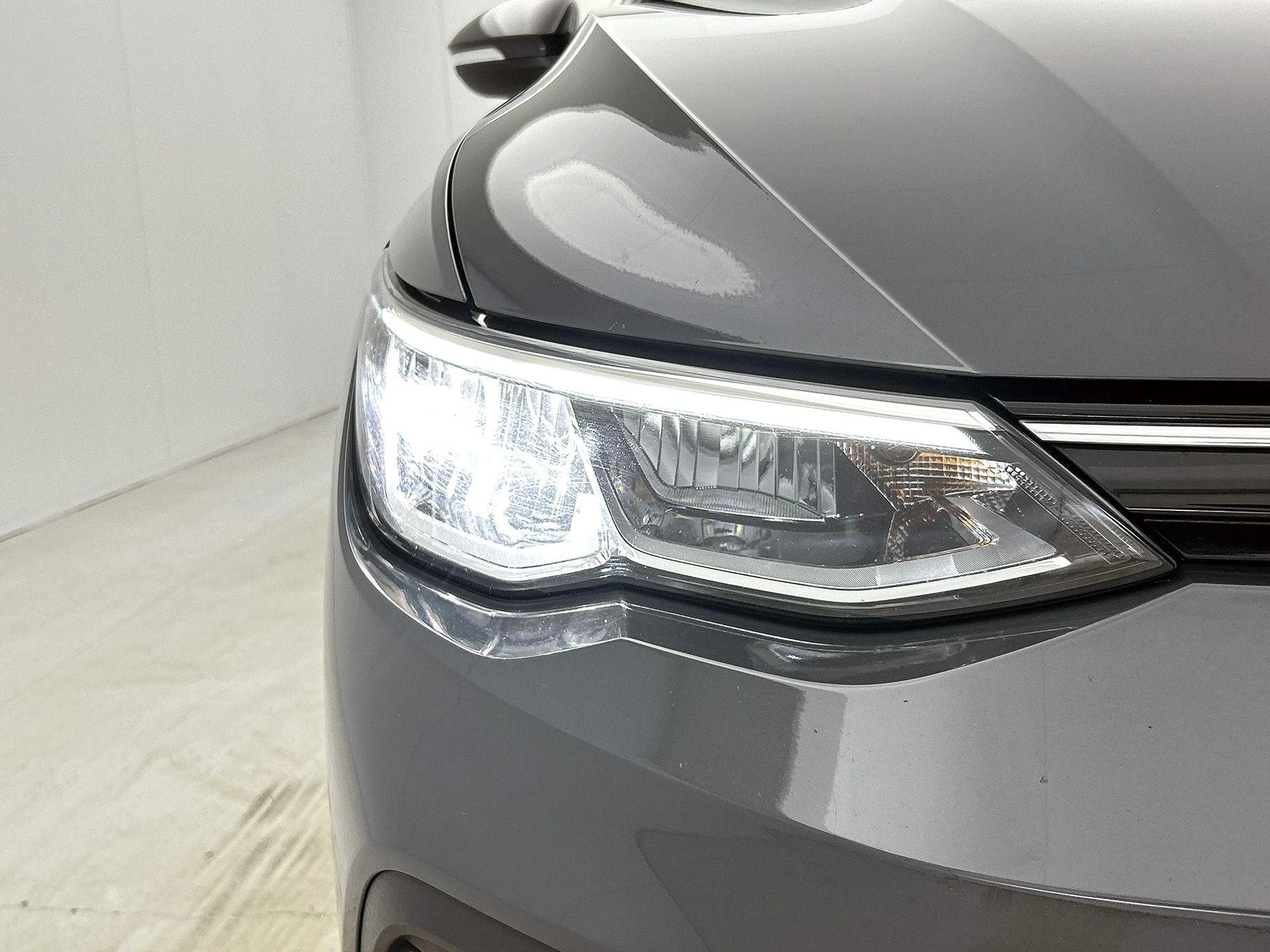 Volkswagen-Golf-image-15