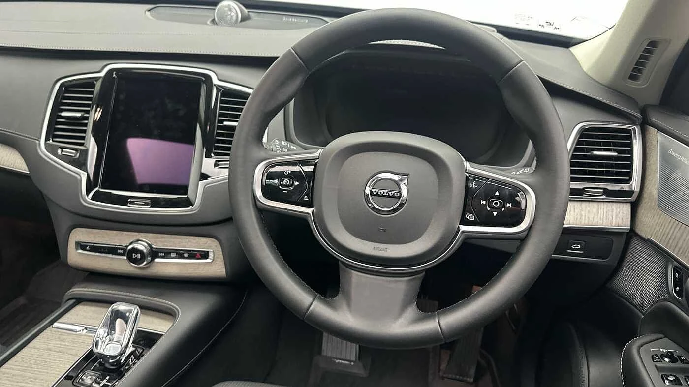 Volvo-XC90-image-10
