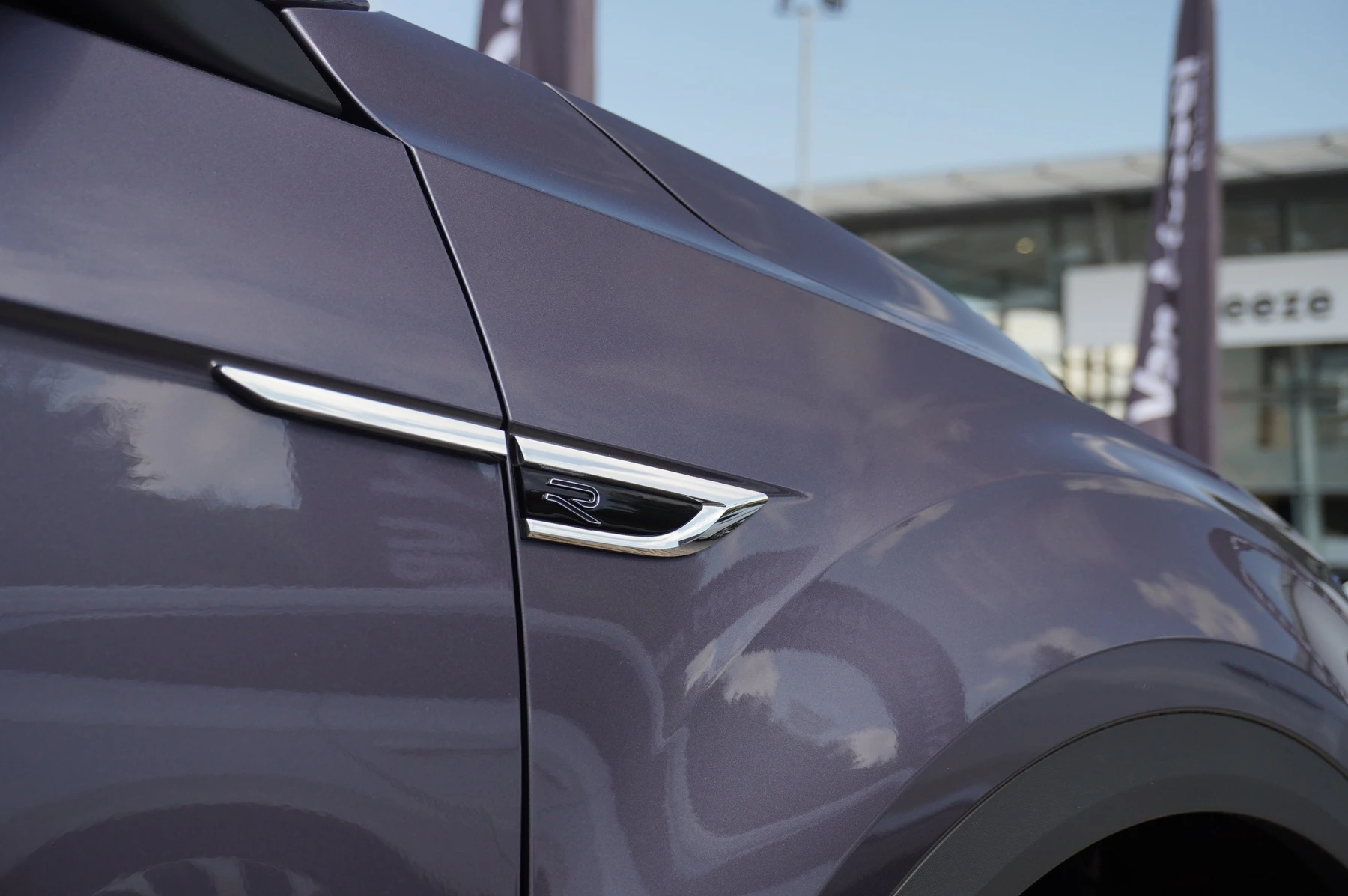 Volkswagen-T-Roc-image-43